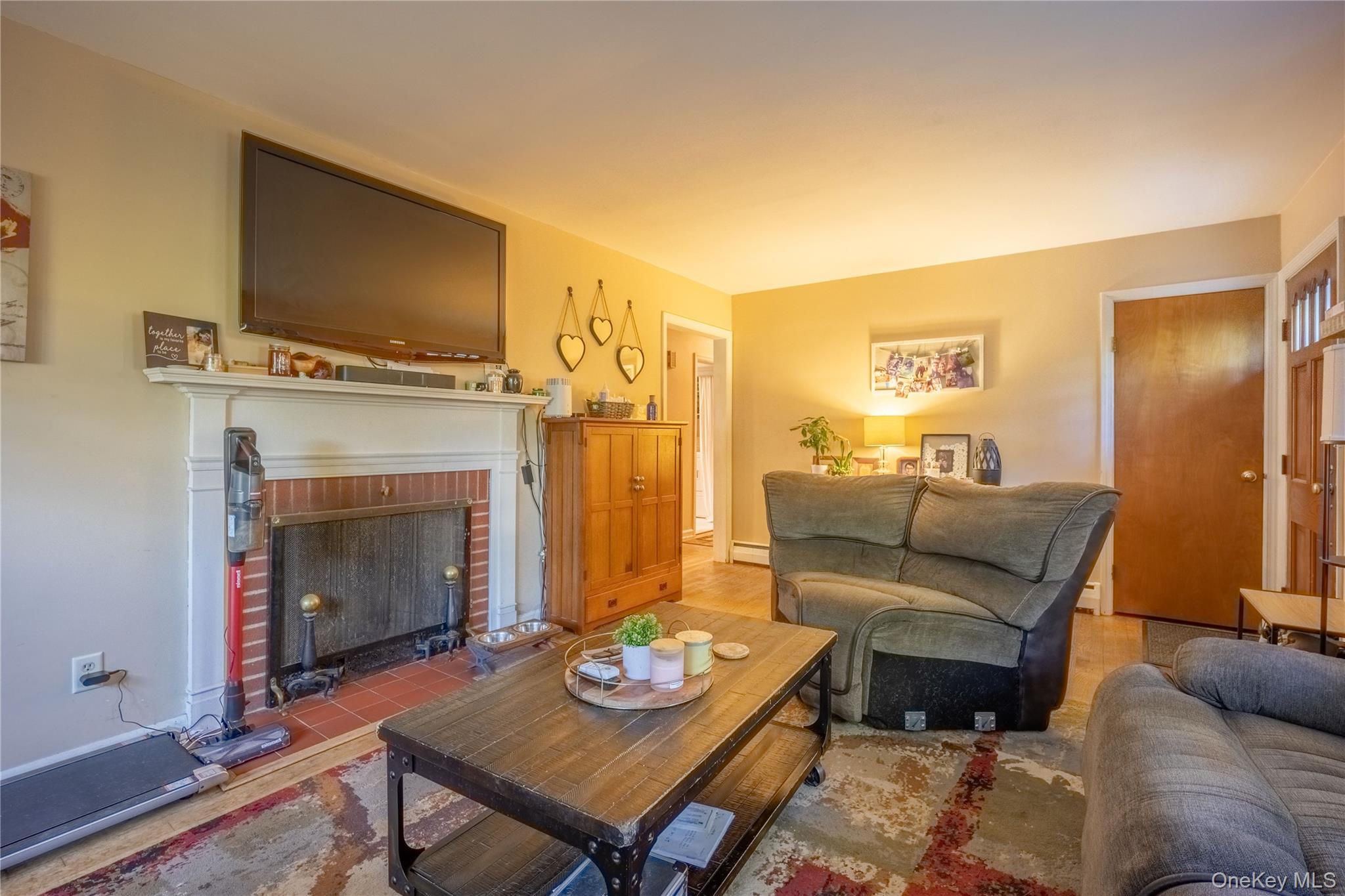 1561-1565 Route 376 Property Photo 3