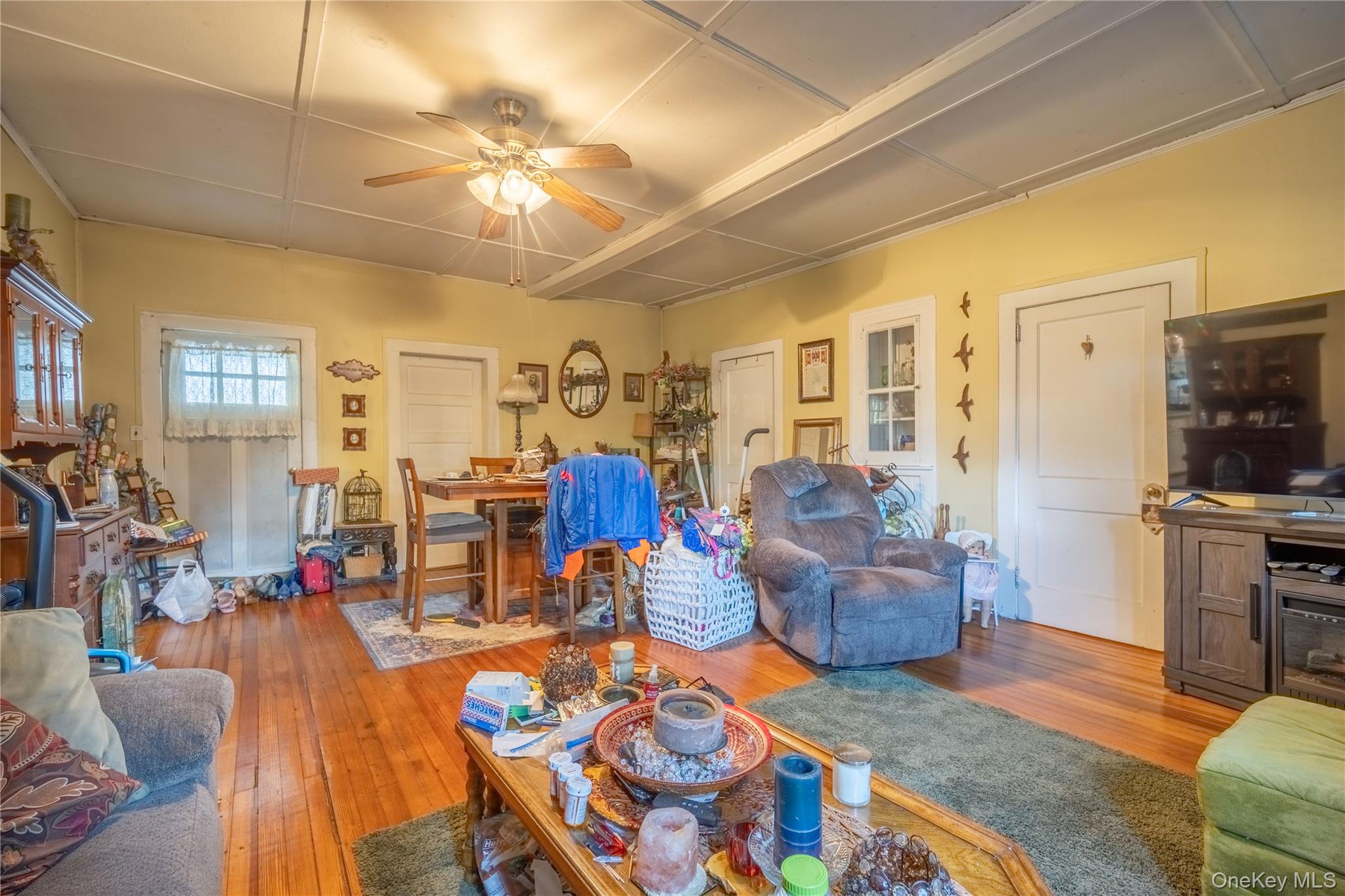1561-1565 Route 376 Property Photo 22