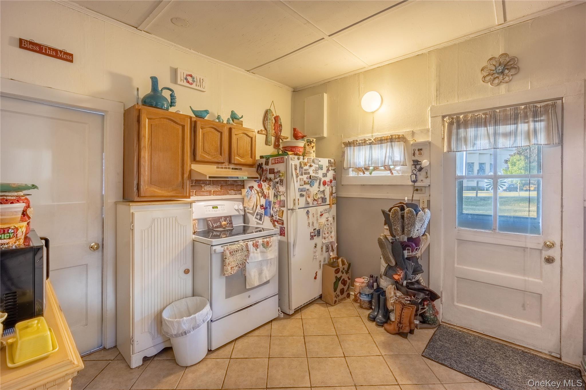 1561-1565 Route 376 Property Photo 24