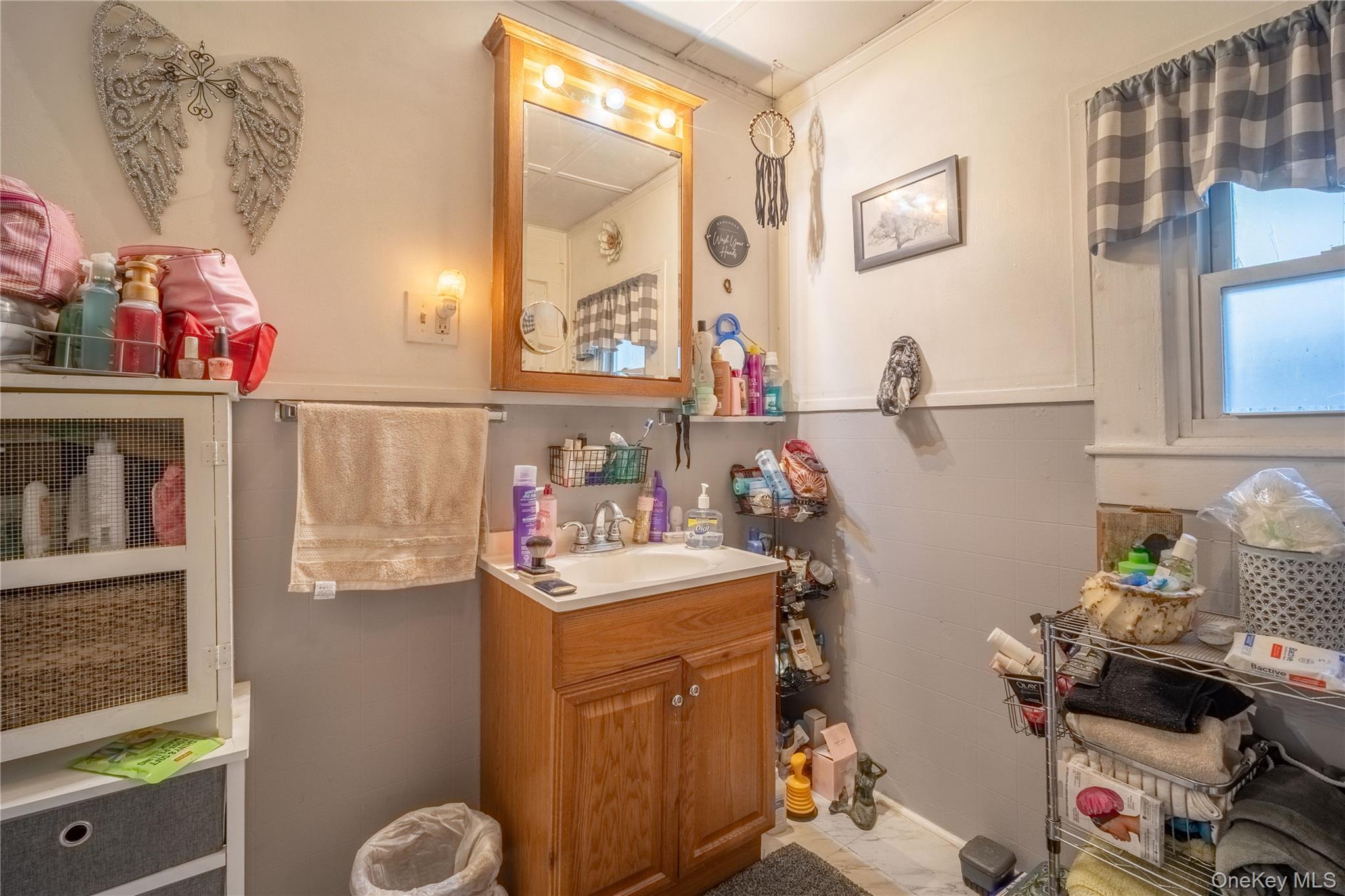 1561-1565 Route 376 Property Photo 25