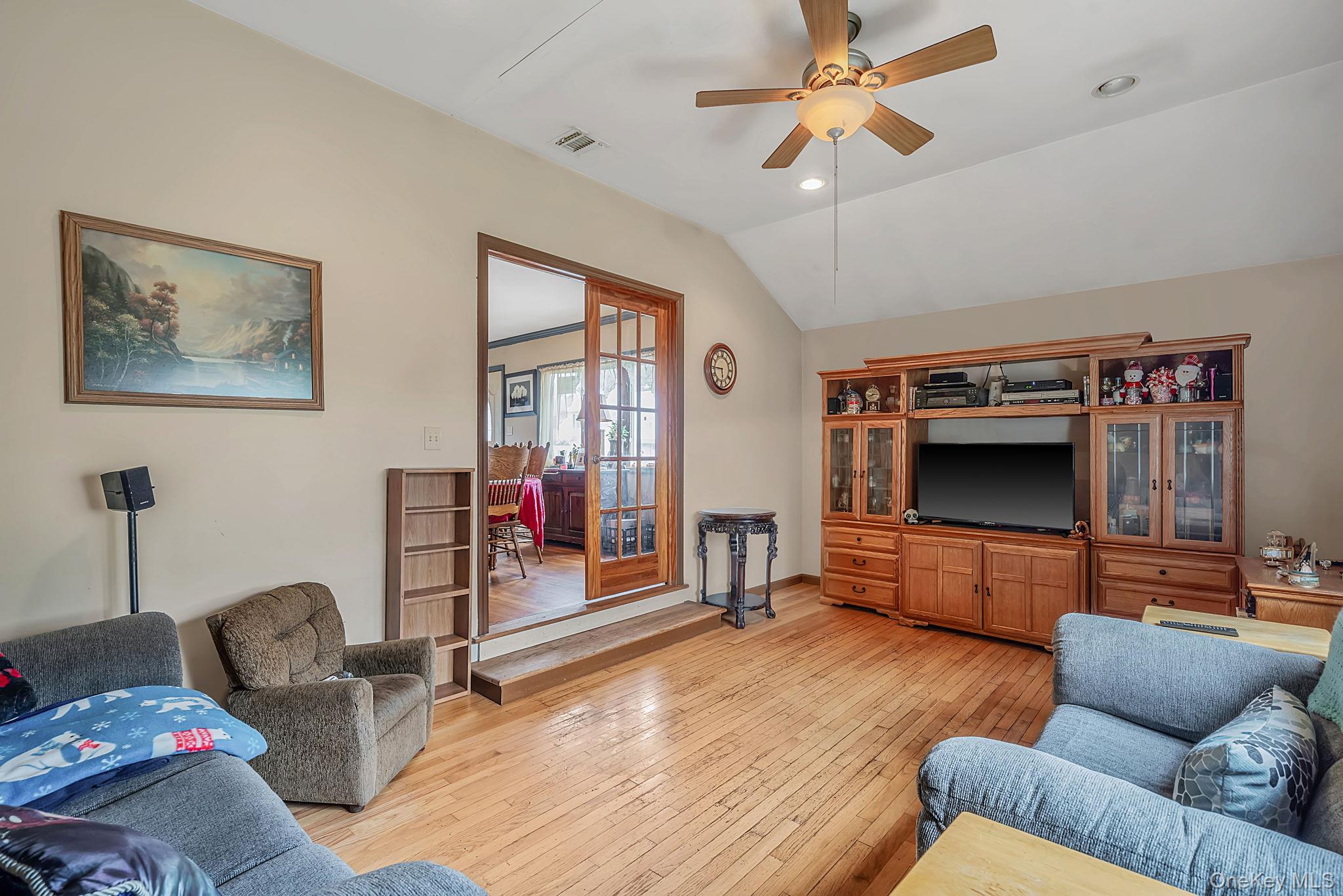 1231 10th Street Property Photo 6