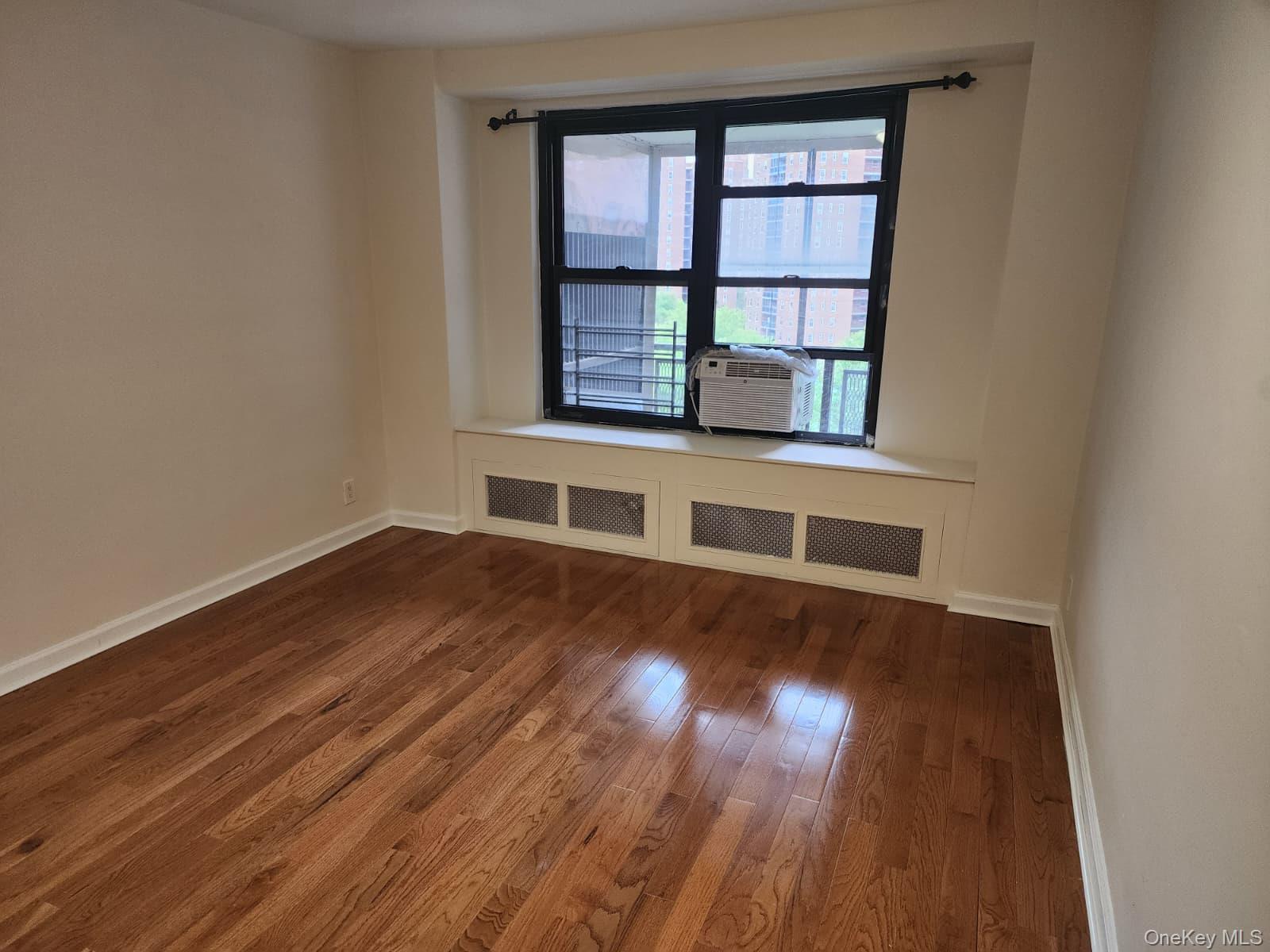 61-45 98th Street 8g Property Photo 13