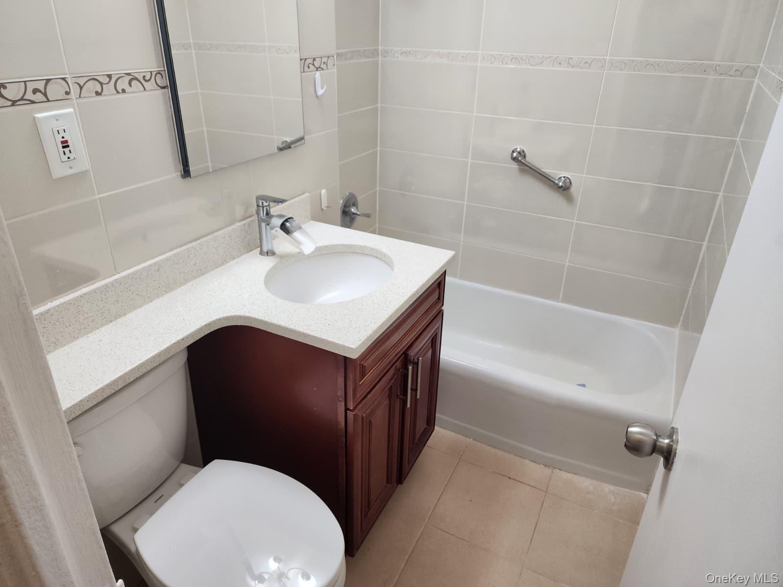 61-45 98th Street 8g Property Photo 14