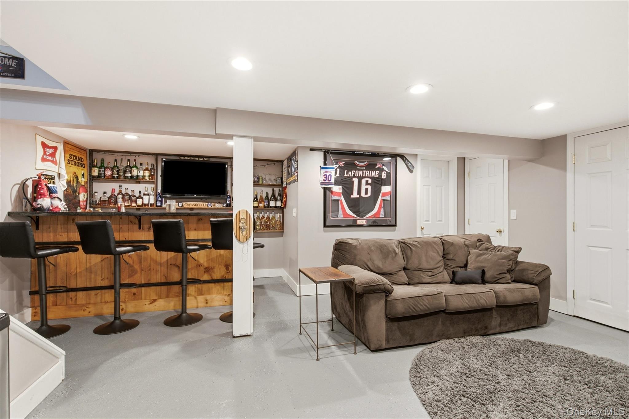 18 Executive Drive Property Photo 25