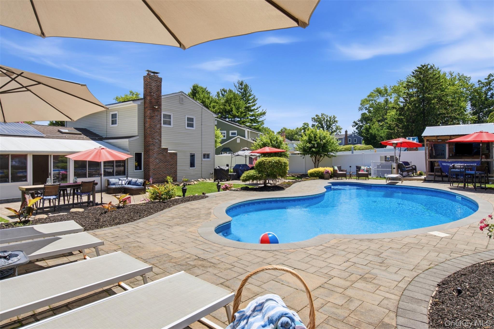 18 Executive Drive Property Photo 35