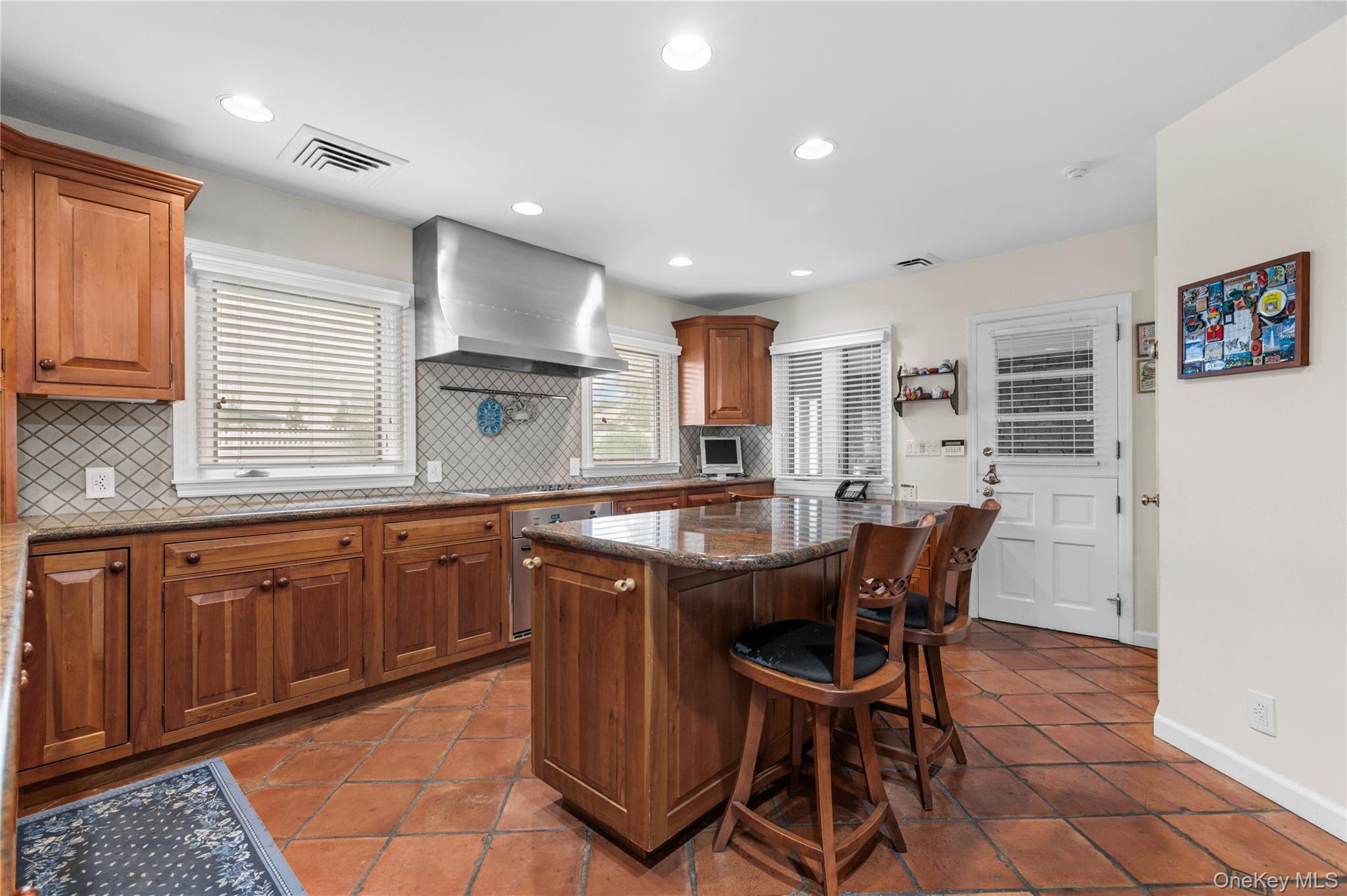 32 Westland Drive Property Photo 25