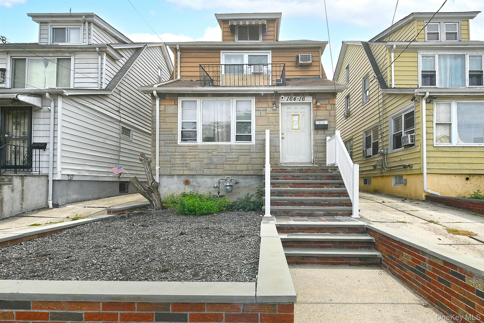 164-16 Goethals Avenue Property Photo 3