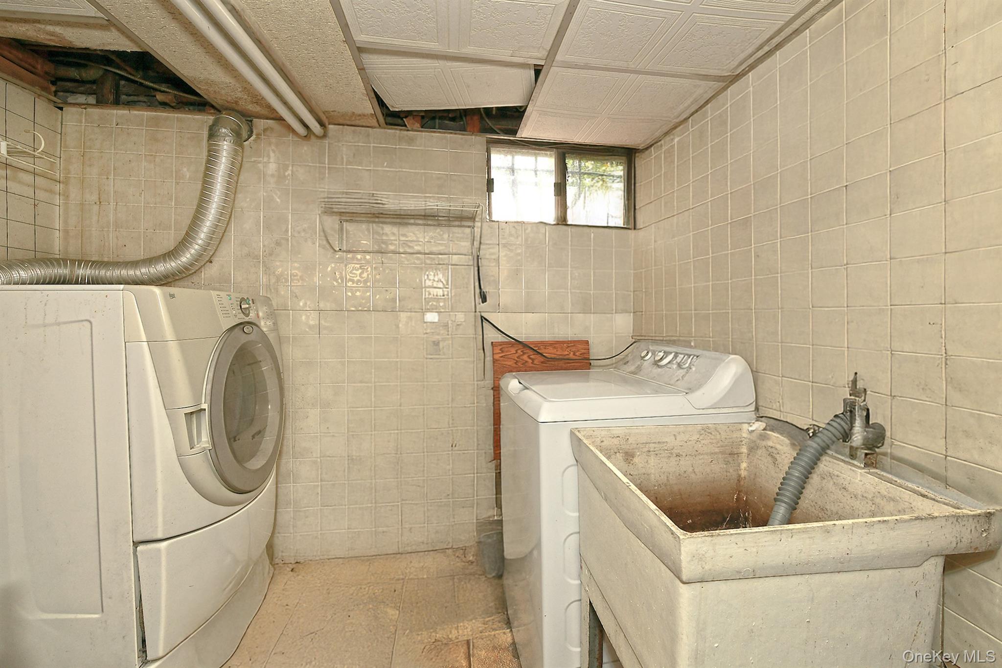 164-16 Goethals Avenue Property Photo 13