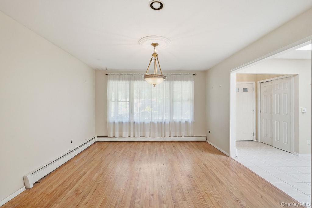 20 Oak Tree Drive Property Photo 12