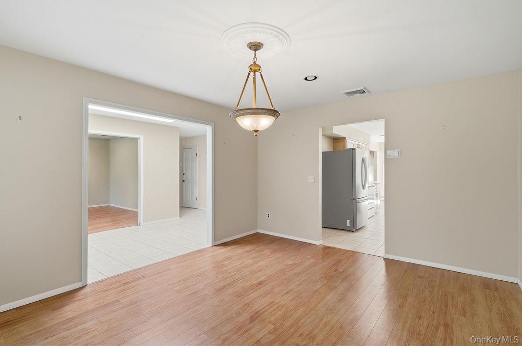 20 Oak Tree Drive Property Photo 13