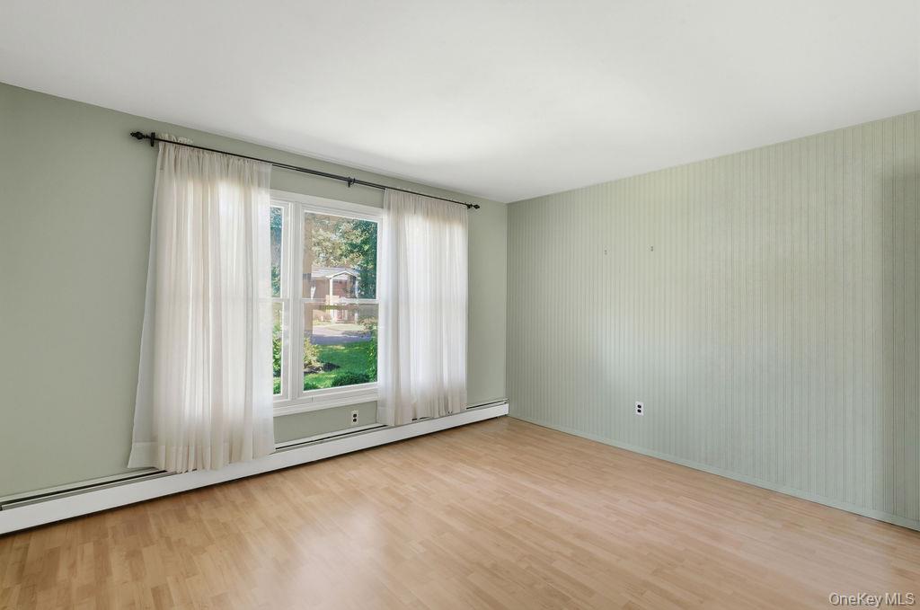 20 Oak Tree Drive Property Photo 16