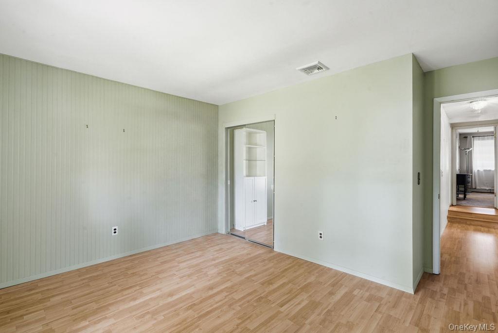 20 Oak Tree Drive Property Photo 17