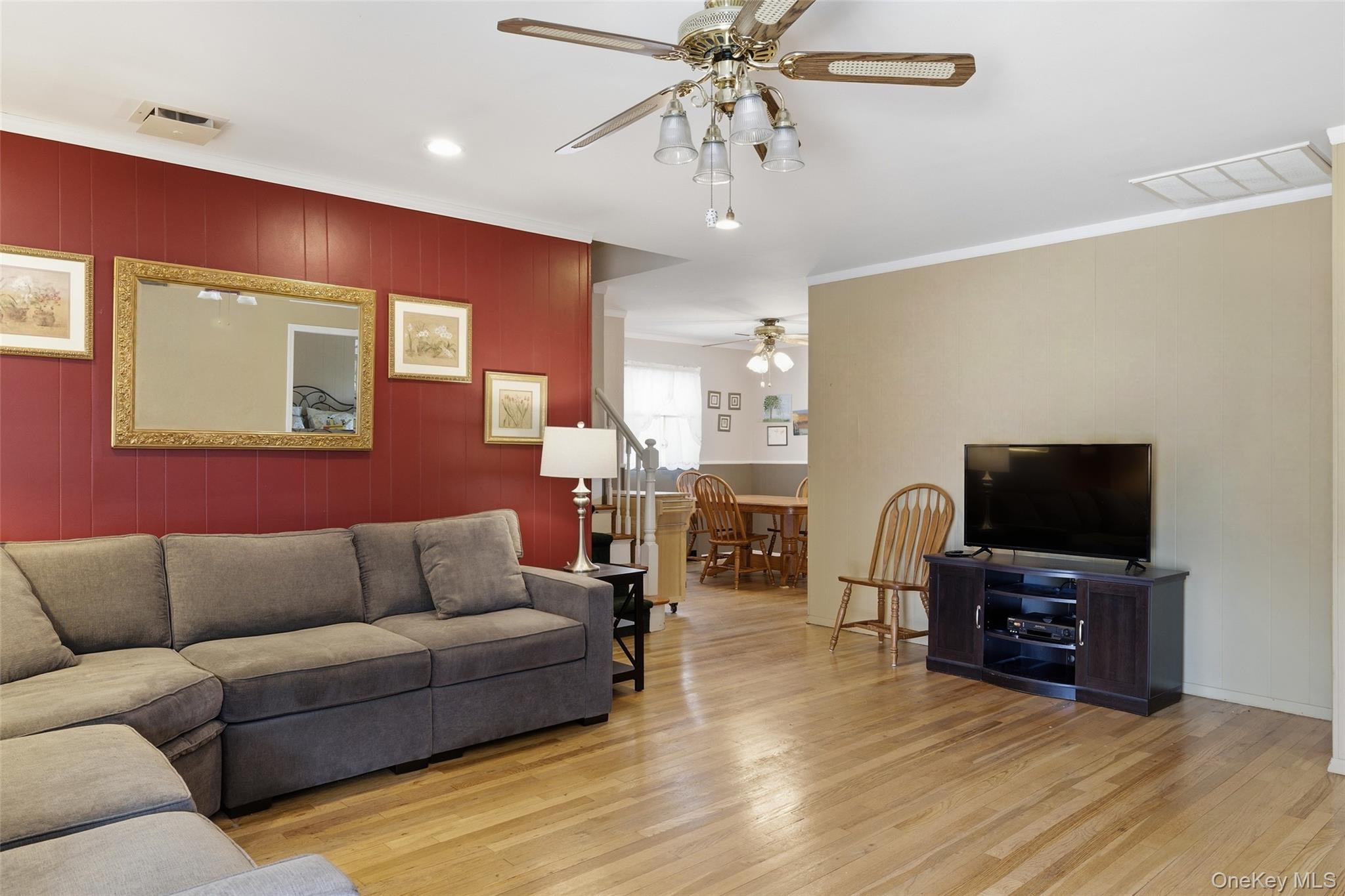 3902 Clove Court Property Photo 6
