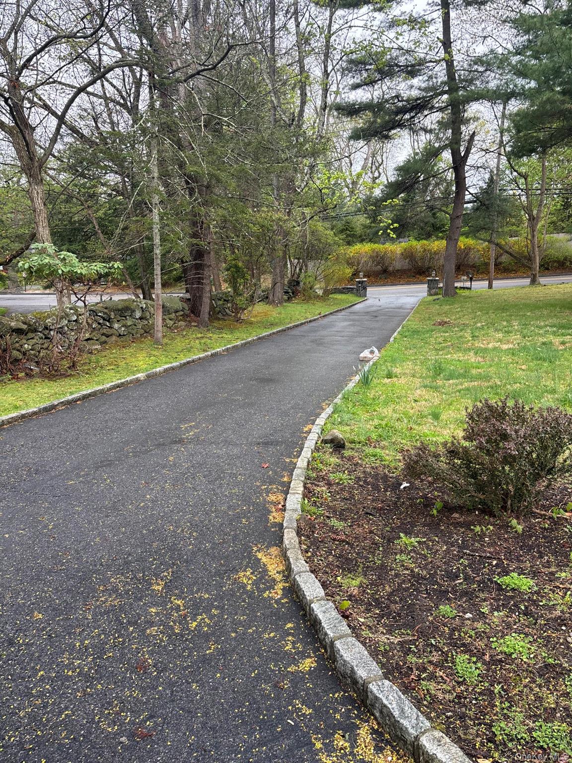 58 Quakerbridge Road Property Photo 1