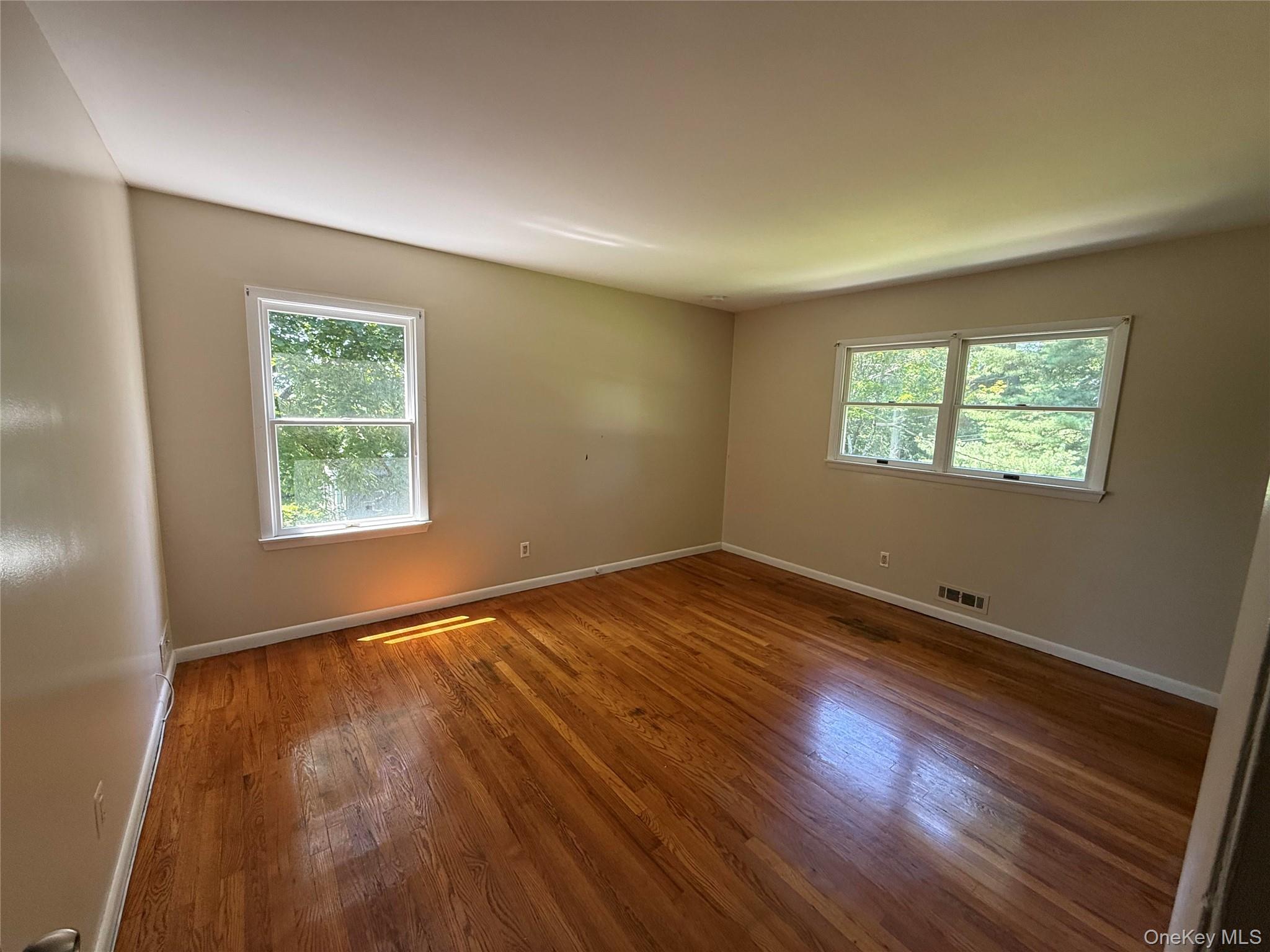 58 Quakerbridge Road Property Photo 6