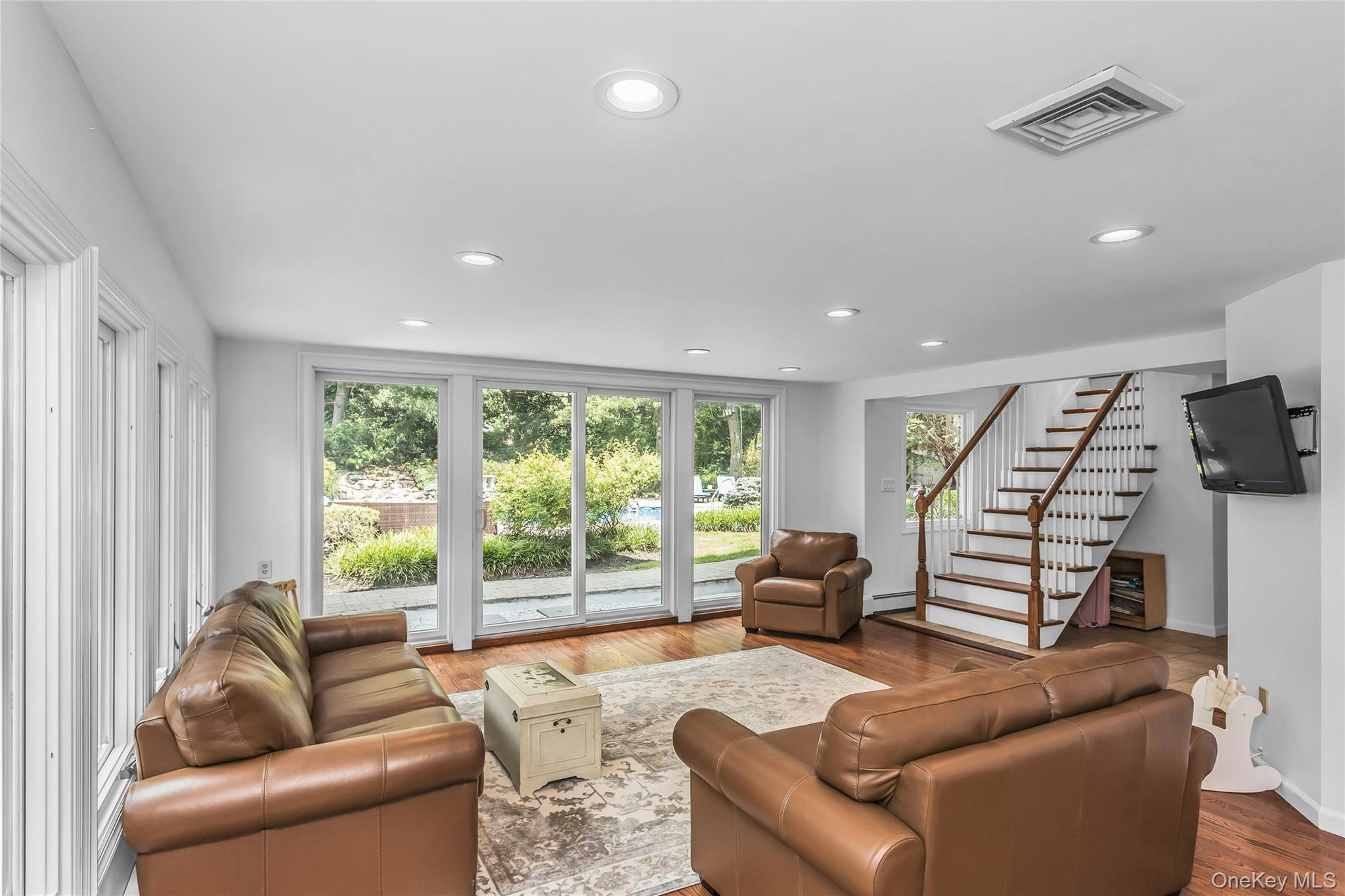 39 Kennedy Drive Property Photo 22
