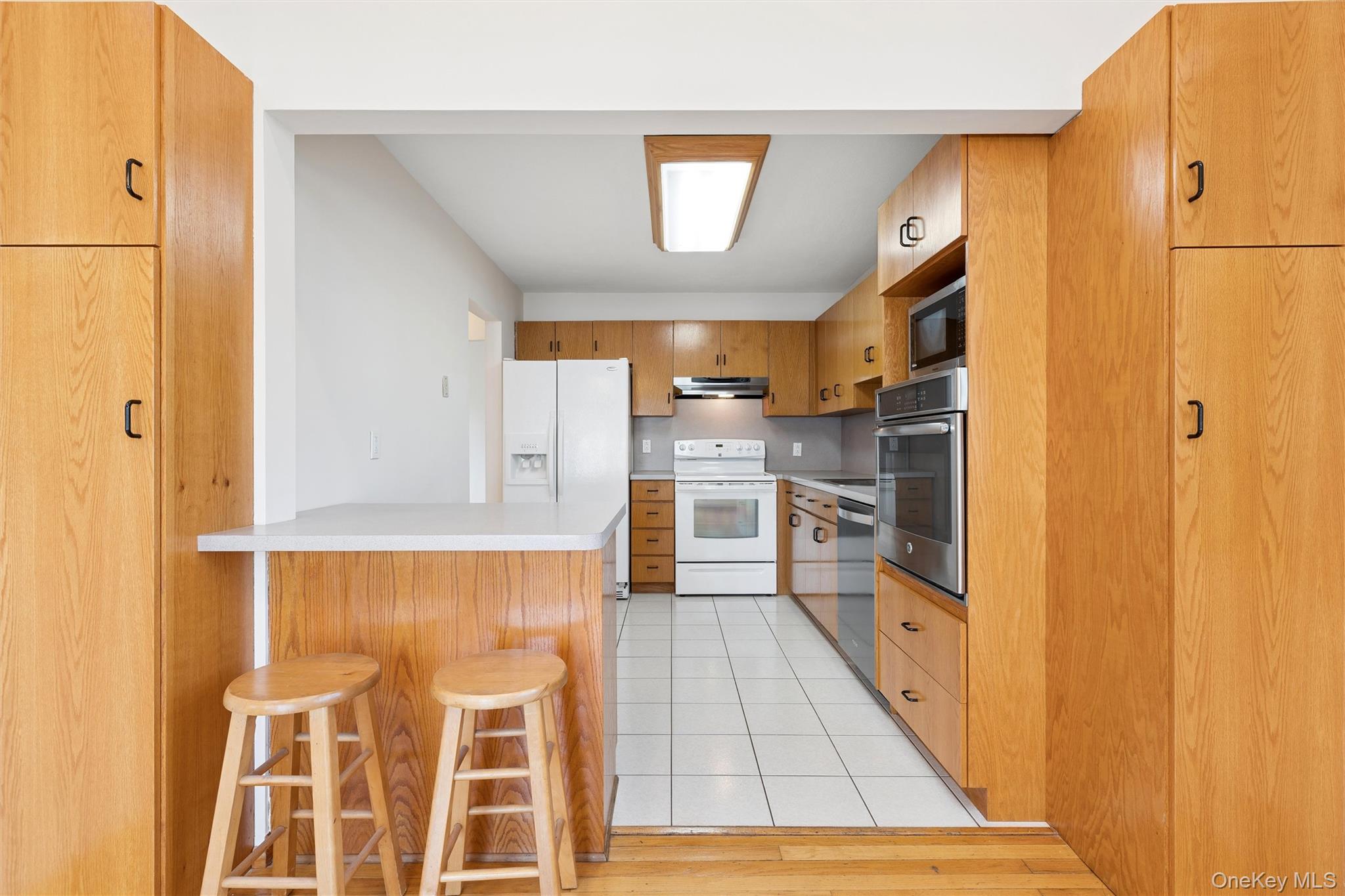 1016 Washington Avenue Property Photo 8