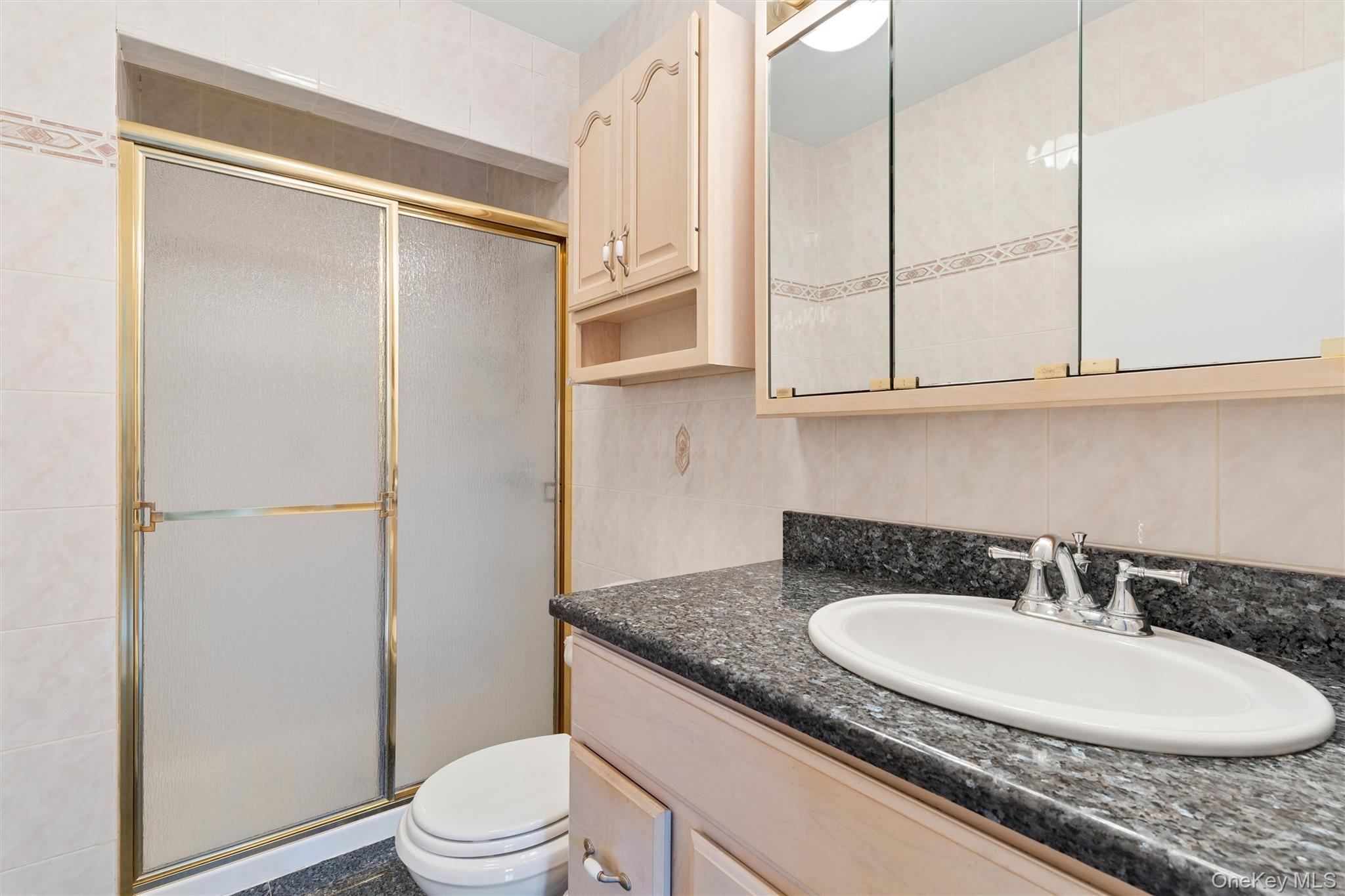 1016 Washington Avenue Property Photo 18