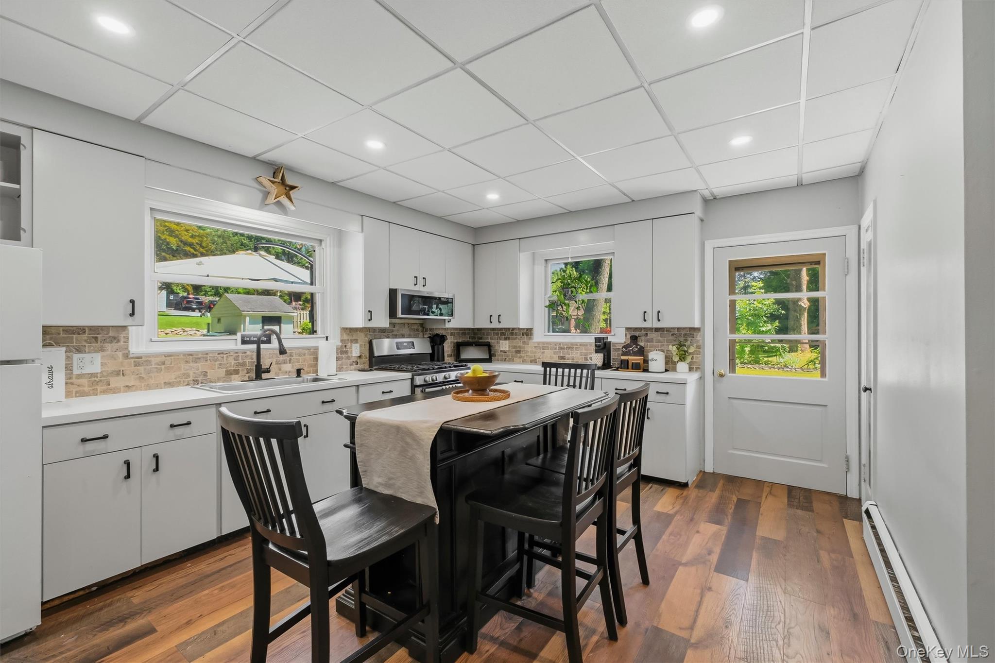 28 Mahopac Avenue Property Photo 4
