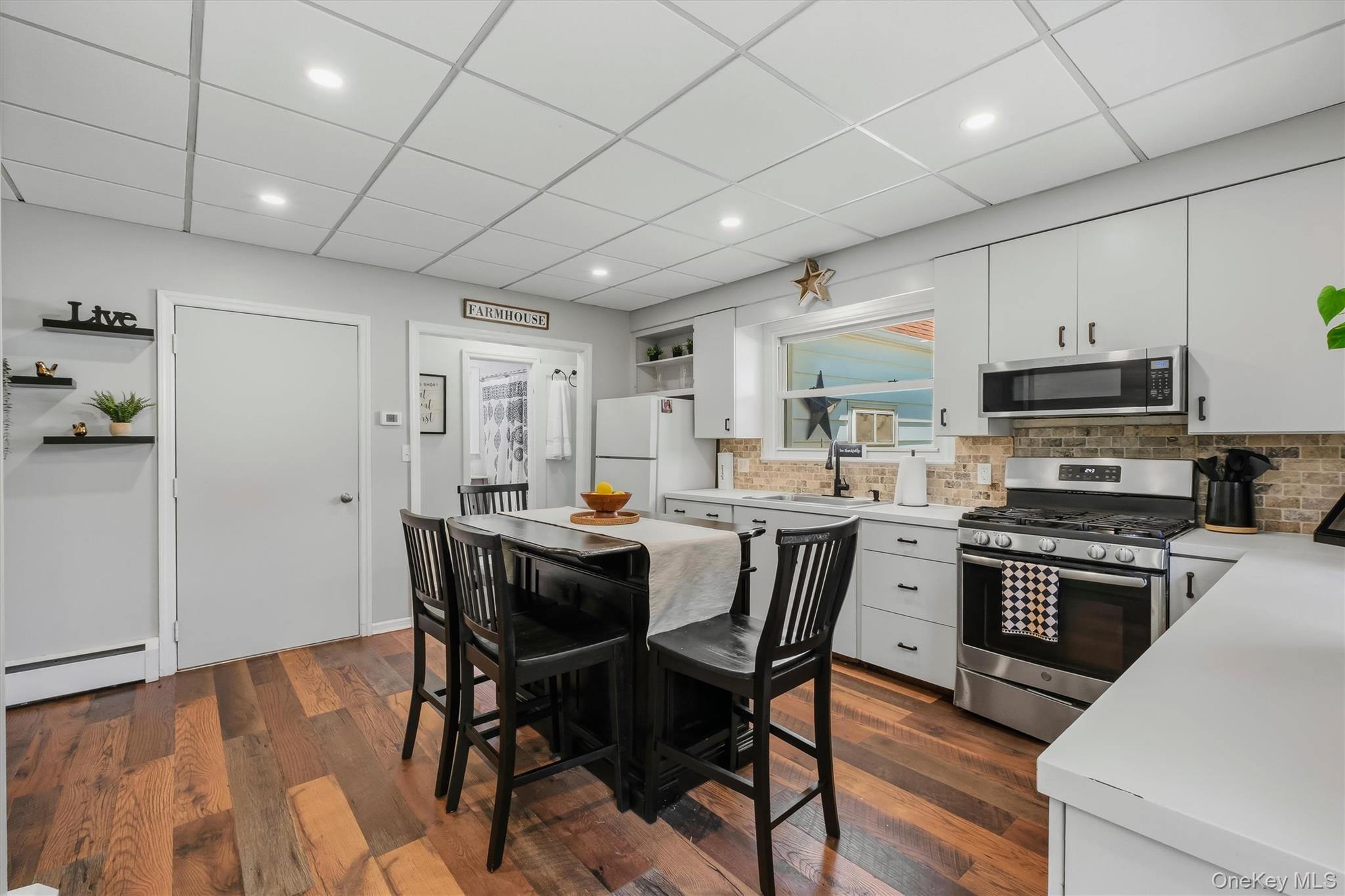 28 Mahopac Avenue Property Photo 6
