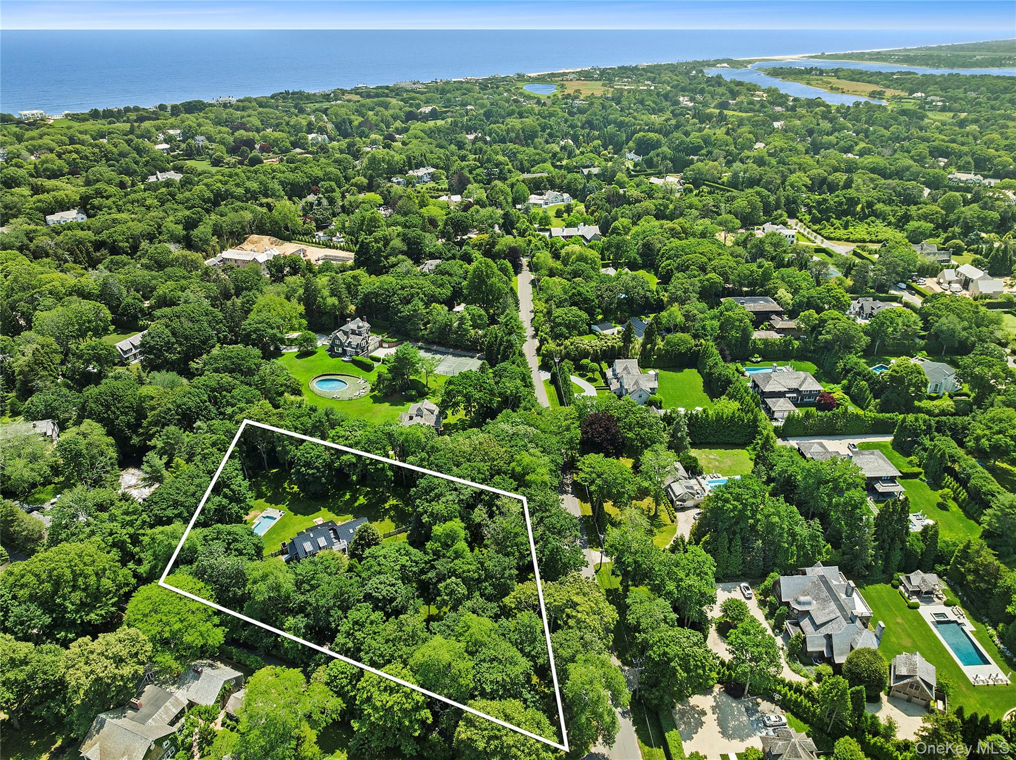 17 Baiting Hollow Road Property Photo 1