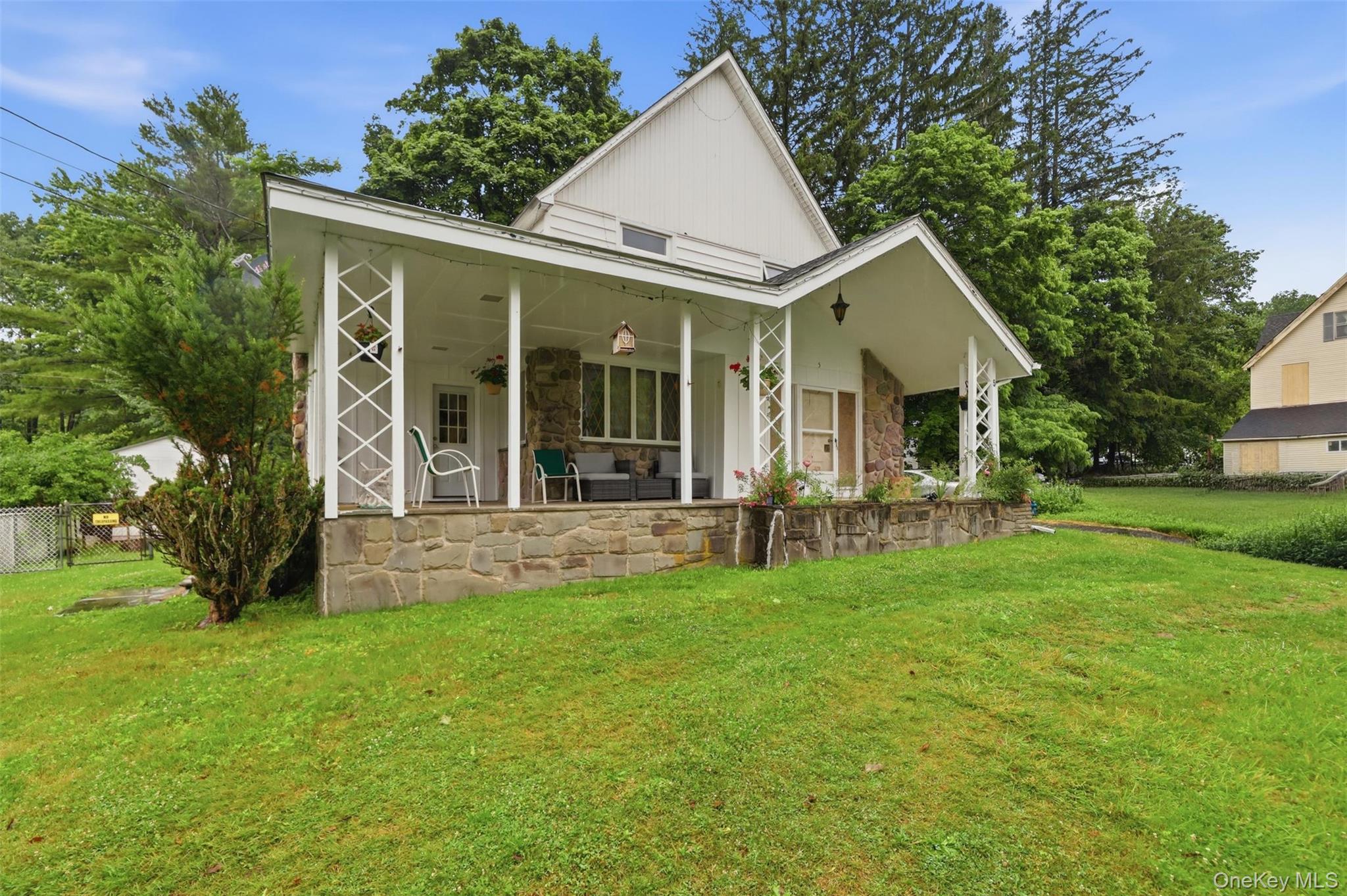 5 Kaempfer Lane Property Photo 3