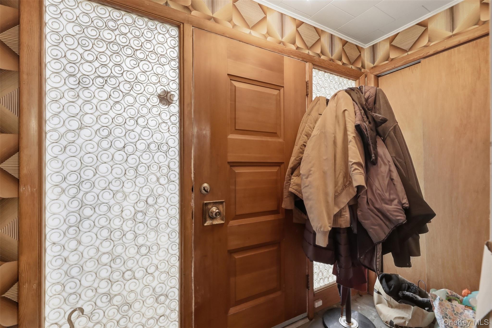 5 Kaempfer Lane Property Photo 7