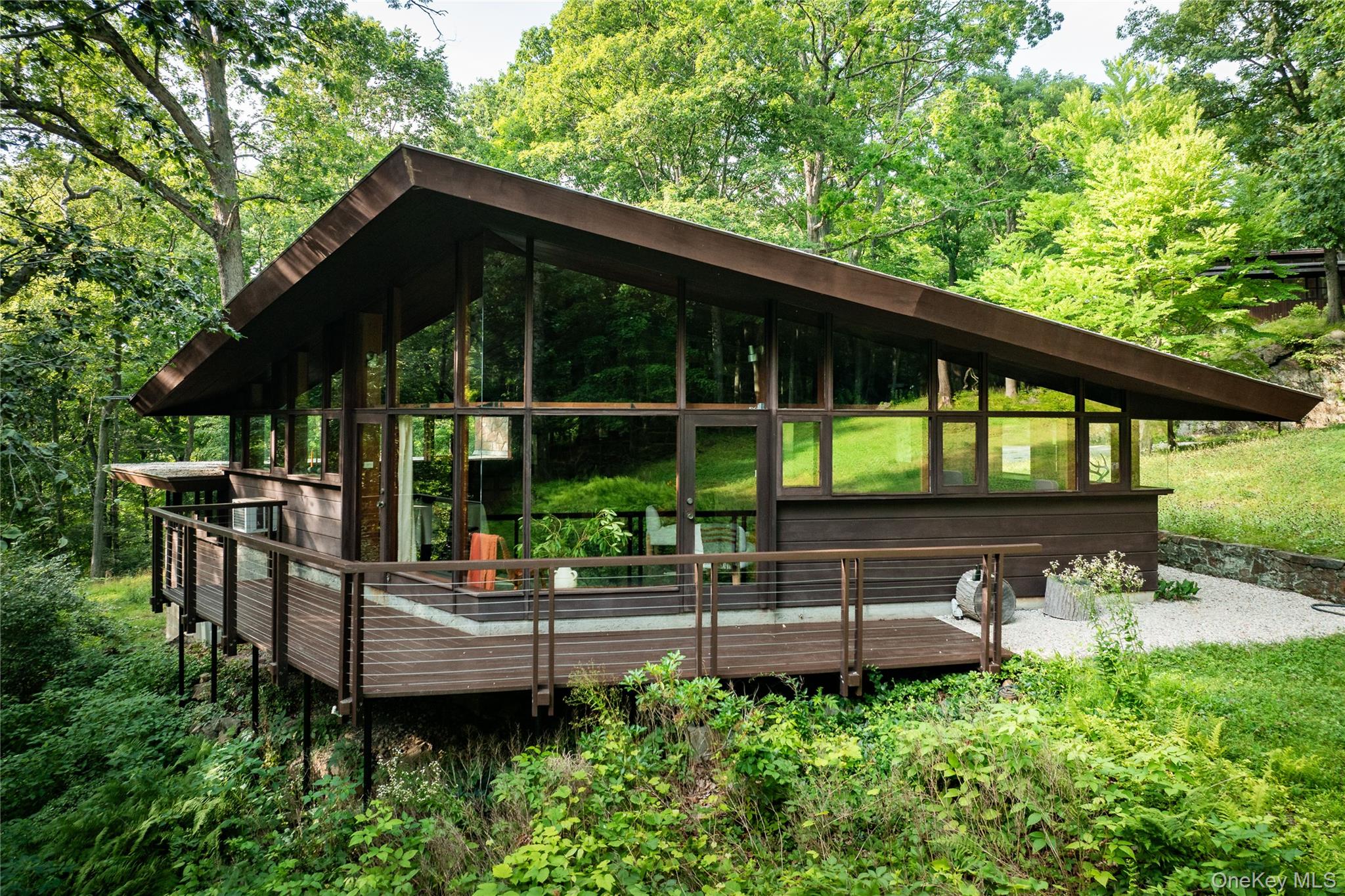 1306 Grants Lane Property Photo 1