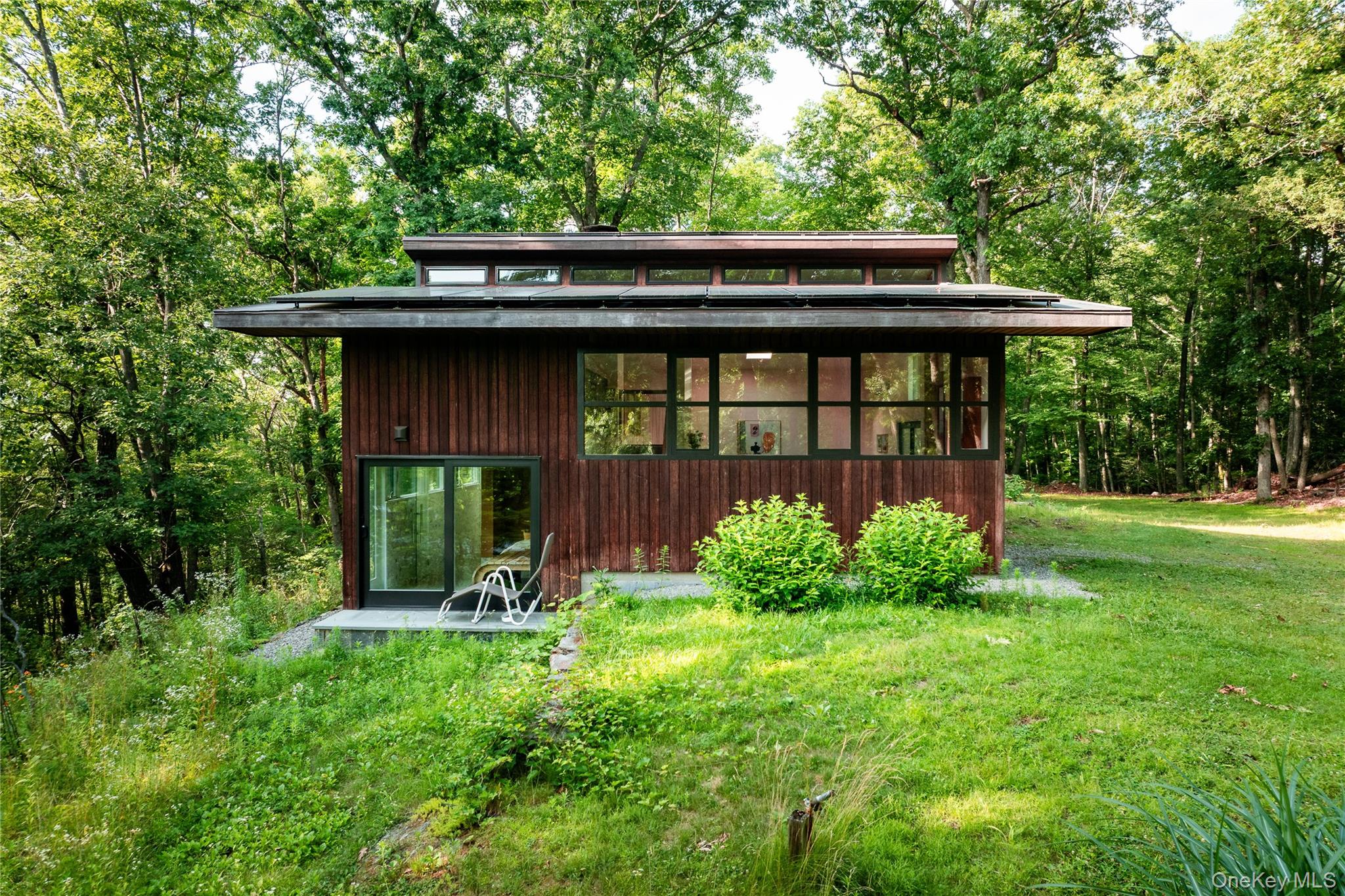 1306 Grants Lane Property Photo 4