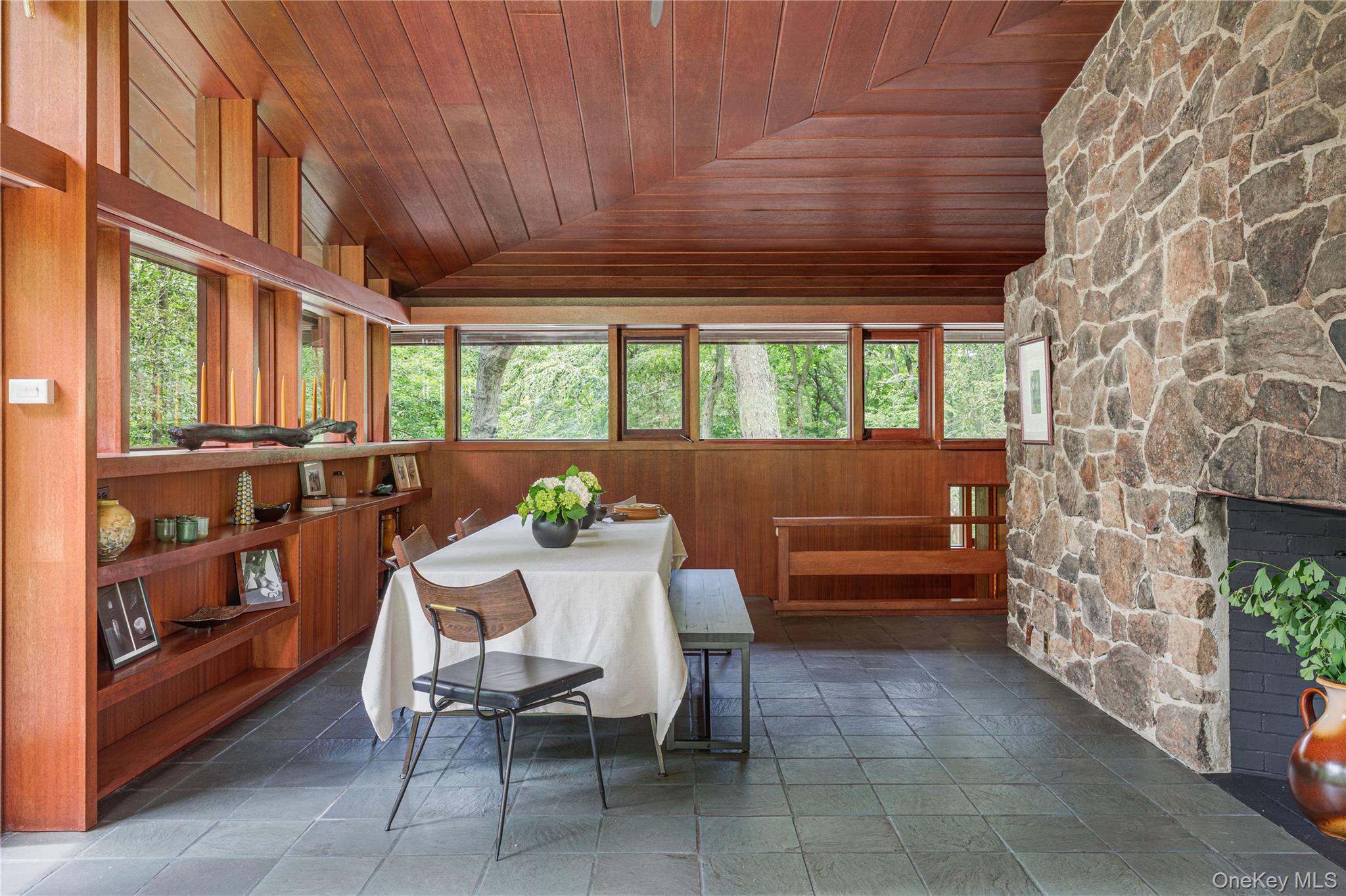 1306 Grants Lane Property Photo 16
