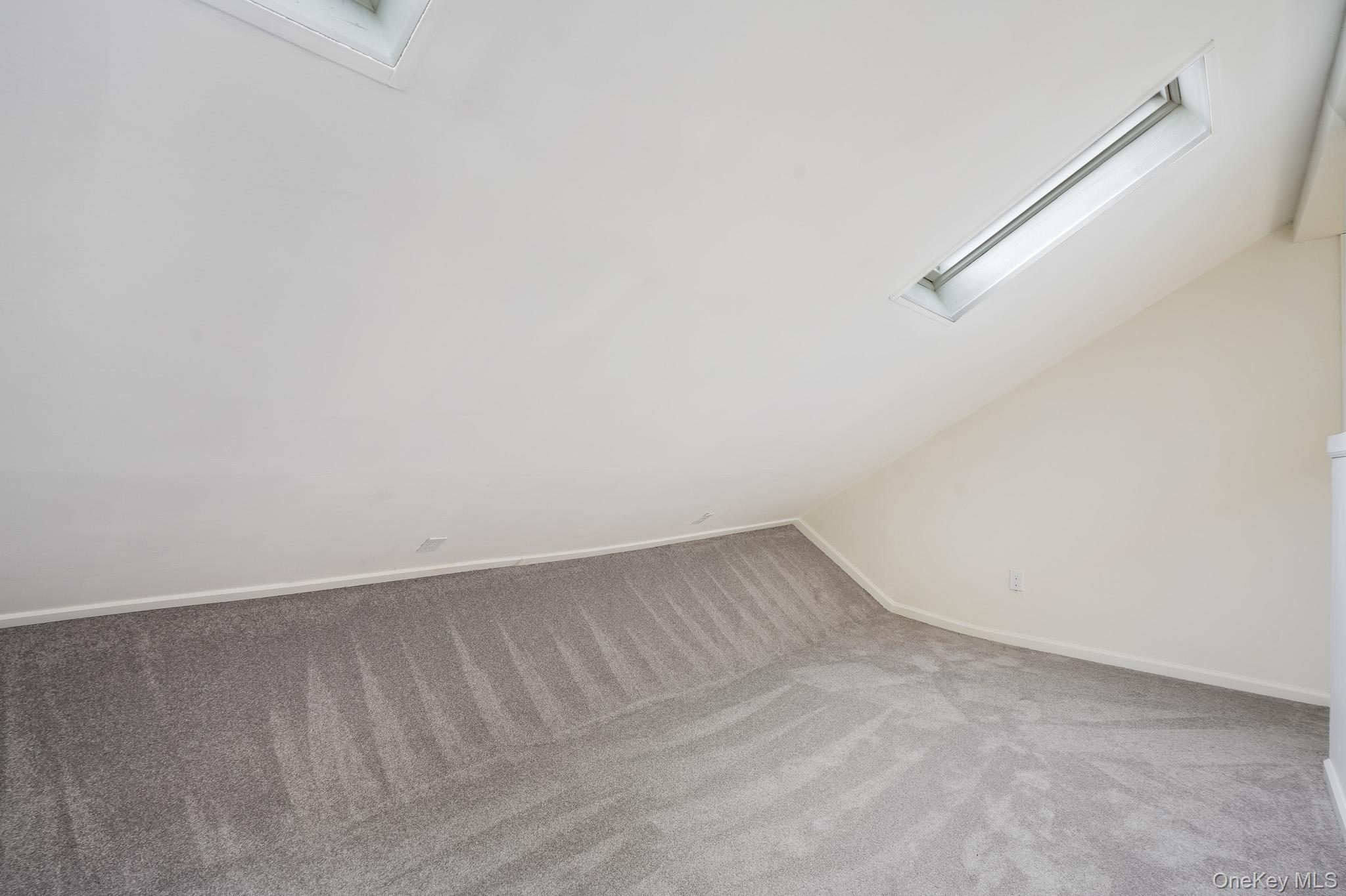 3 Pond Road Property Photo 28