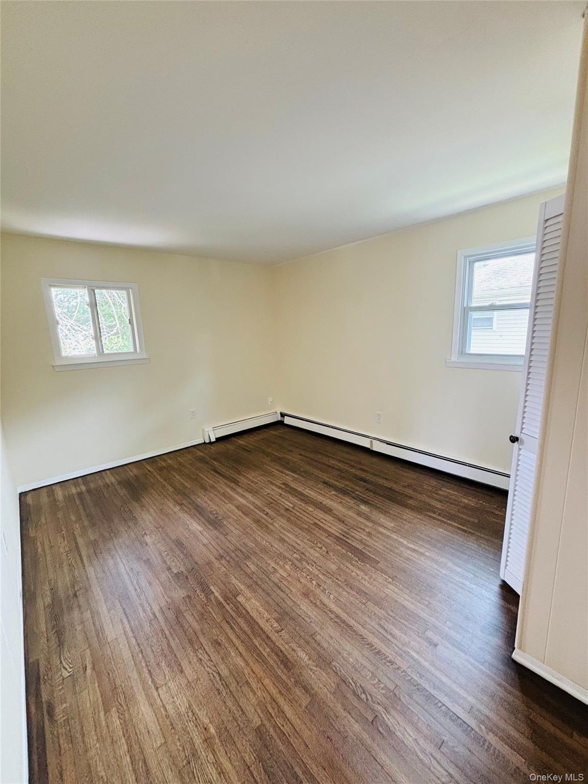 537 Lakeway Drive Property Photo 11