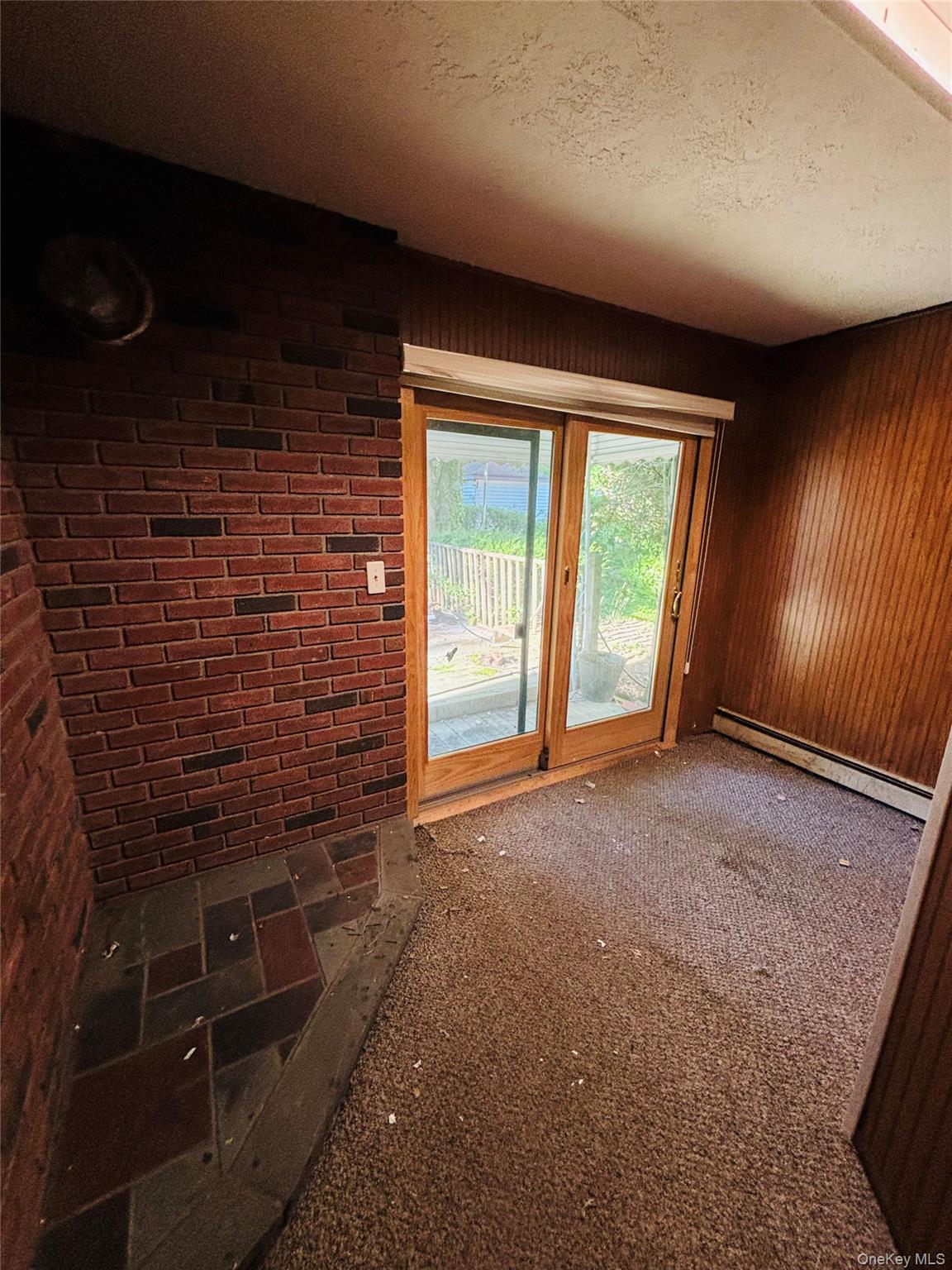 537 Lakeway Drive Property Photo 19