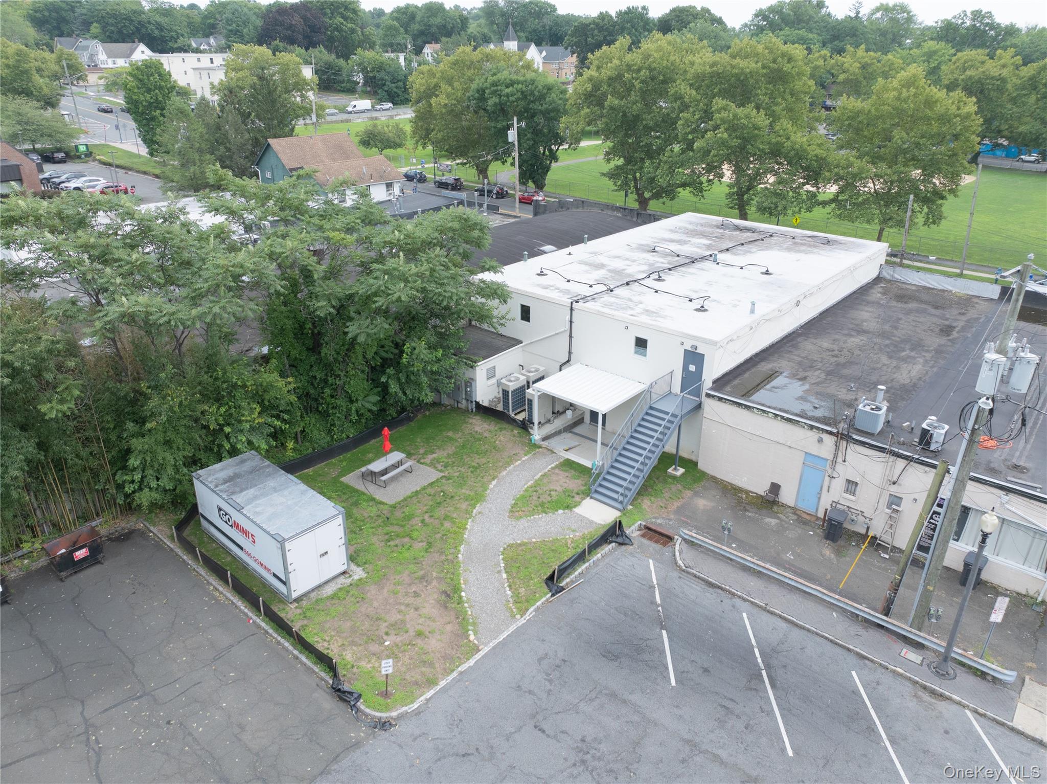 75 E Central Avenue Property Photo 43
