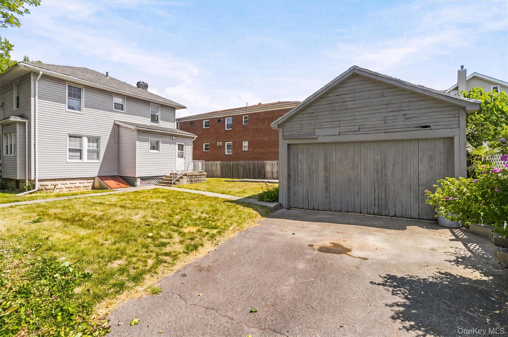 2950 Randall Avenue Property Photo 35