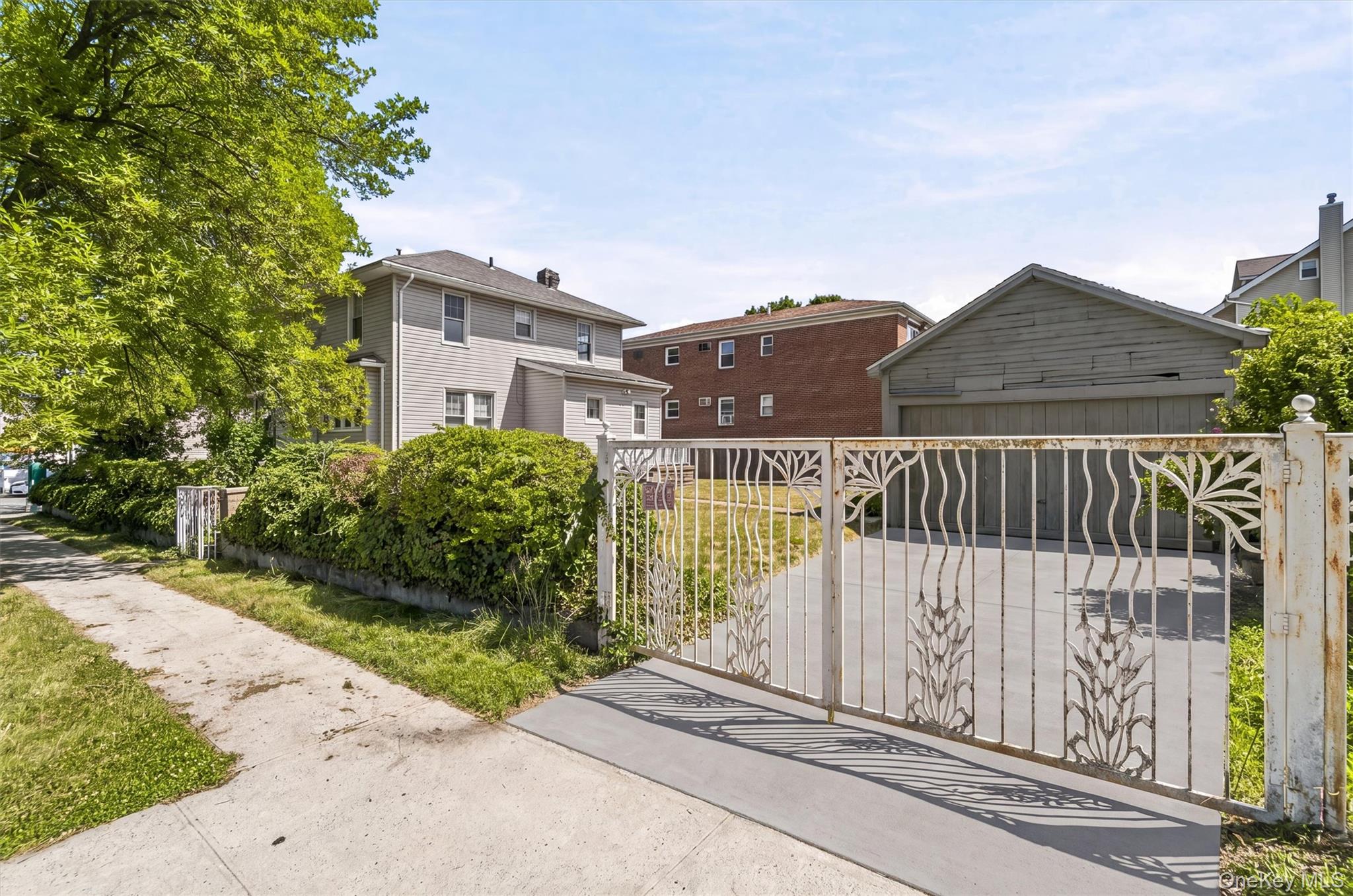 2950 Randall Avenue Property Photo 41