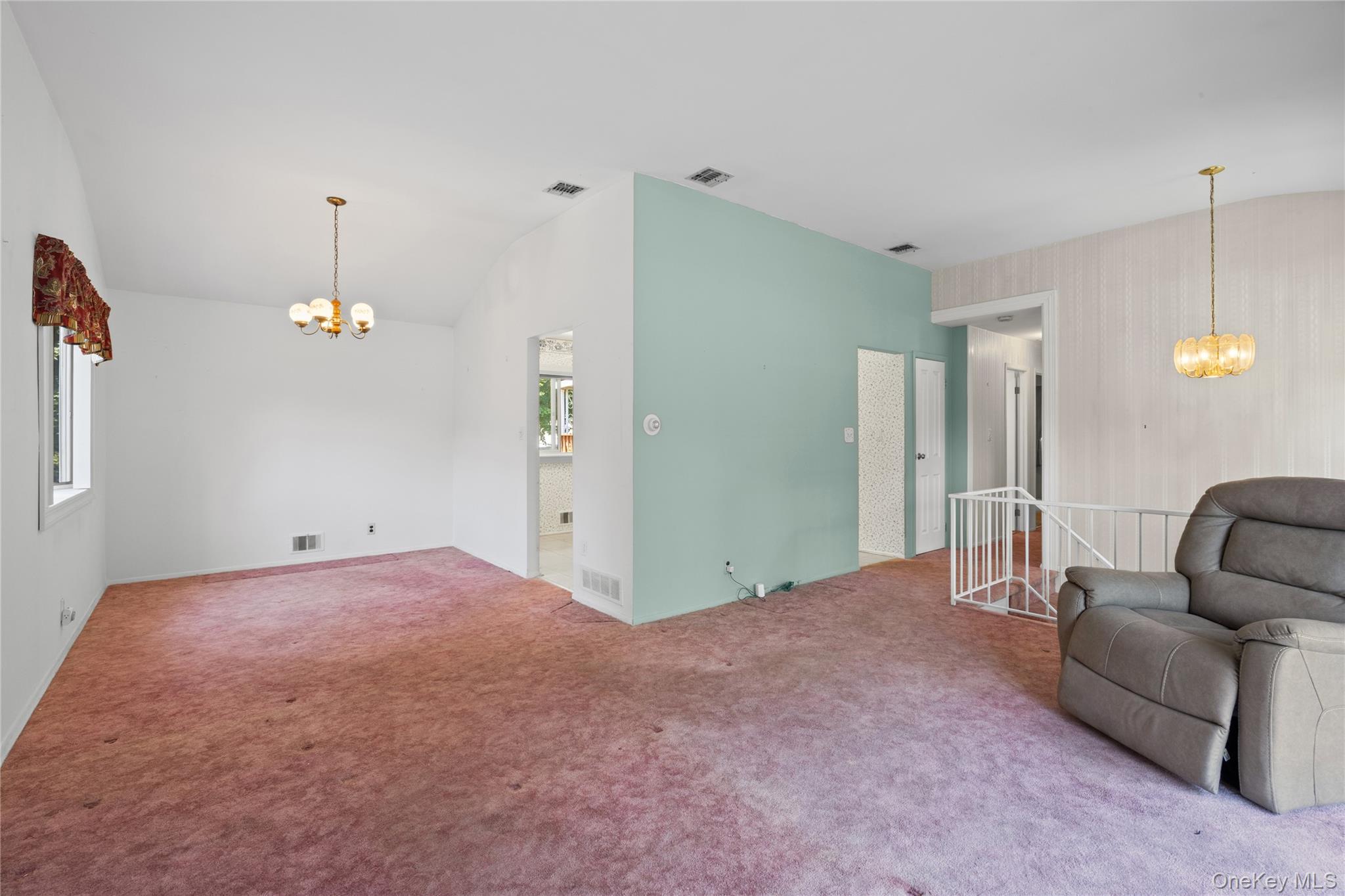 259 Burr Road Property Photo 8