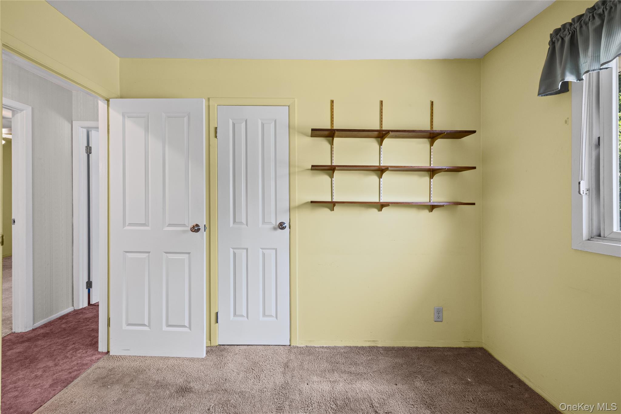259 Burr Road Property Photo 11