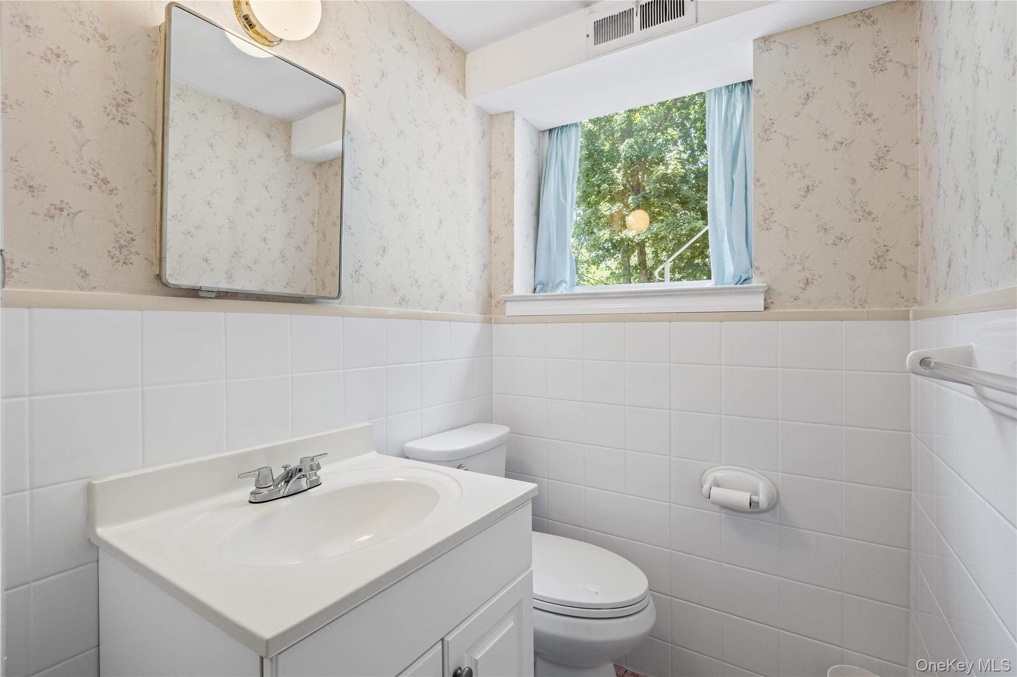 259 Burr Road Property Photo 22