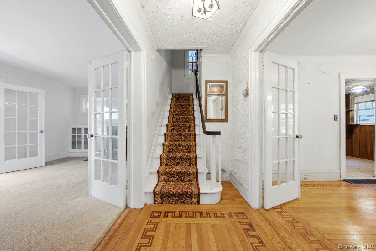 5633 Post Road Property Photo 3
