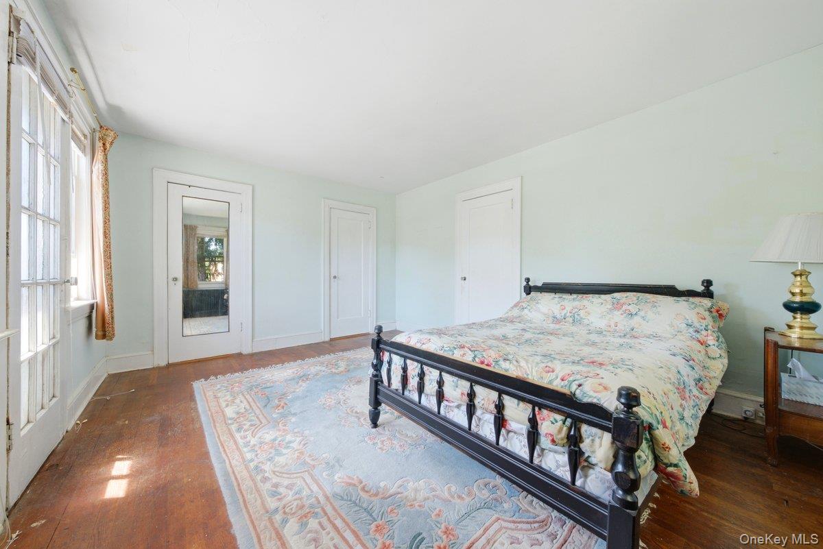 5633 Post Road Property Photo 13