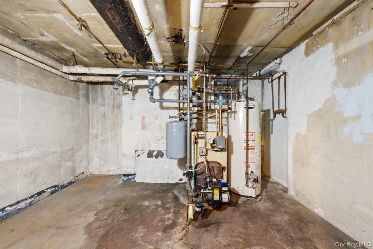 5633 Post Road Property Photo 21