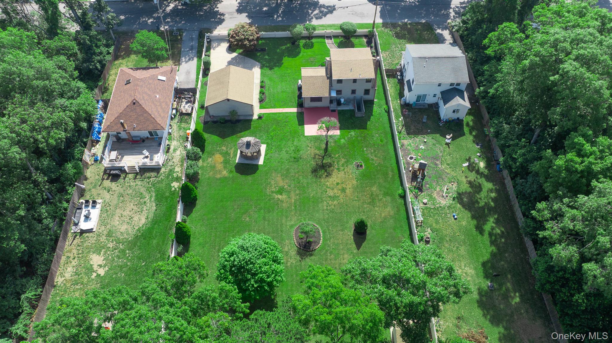 16 Ormond Place Property Photo 36