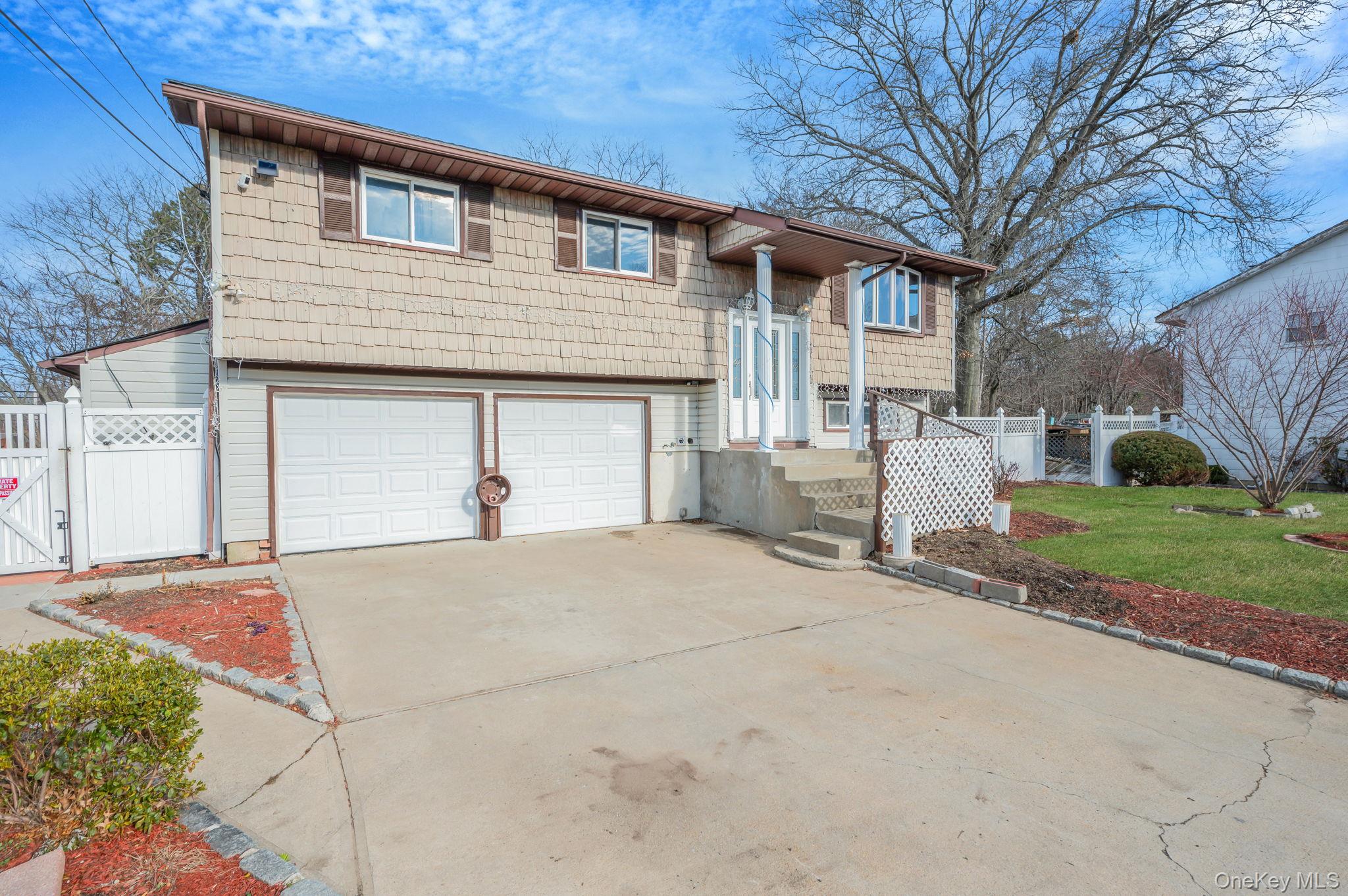 105 Ames Street Property Photo 3