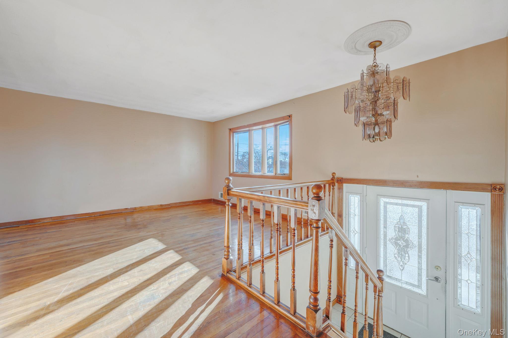 105 Ames Street Property Photo 5