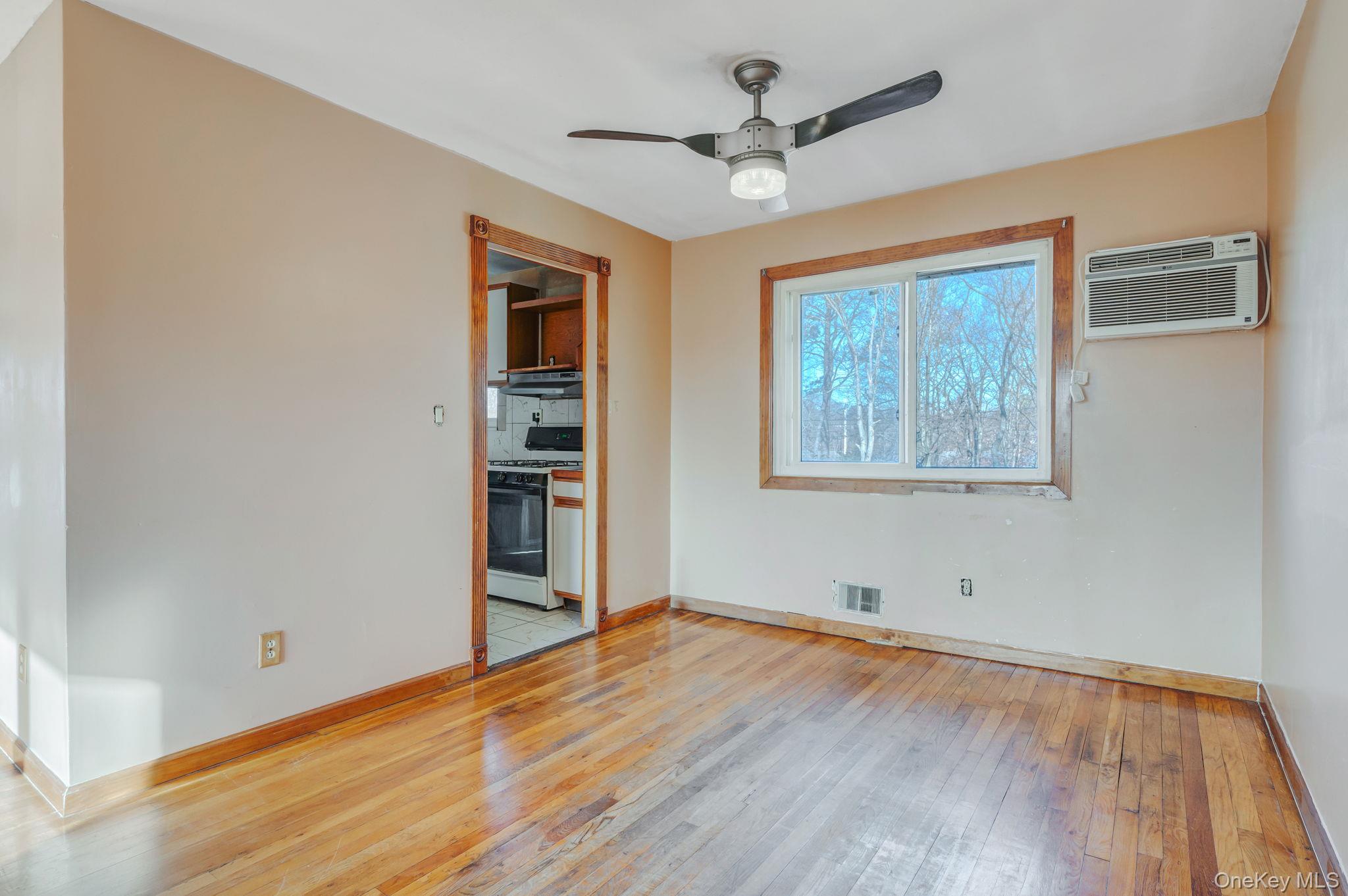 105 Ames Street Property Photo 10