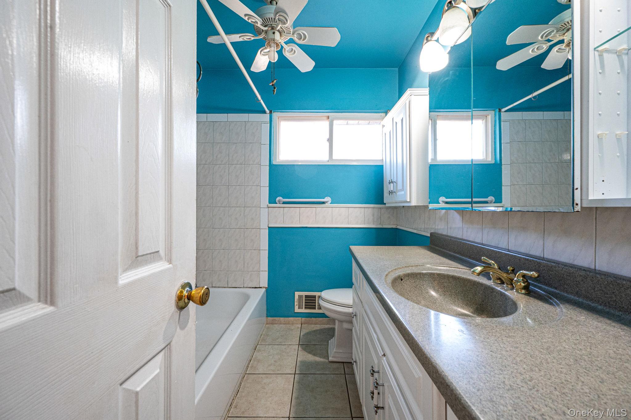 105 Ames Street Property Photo 18