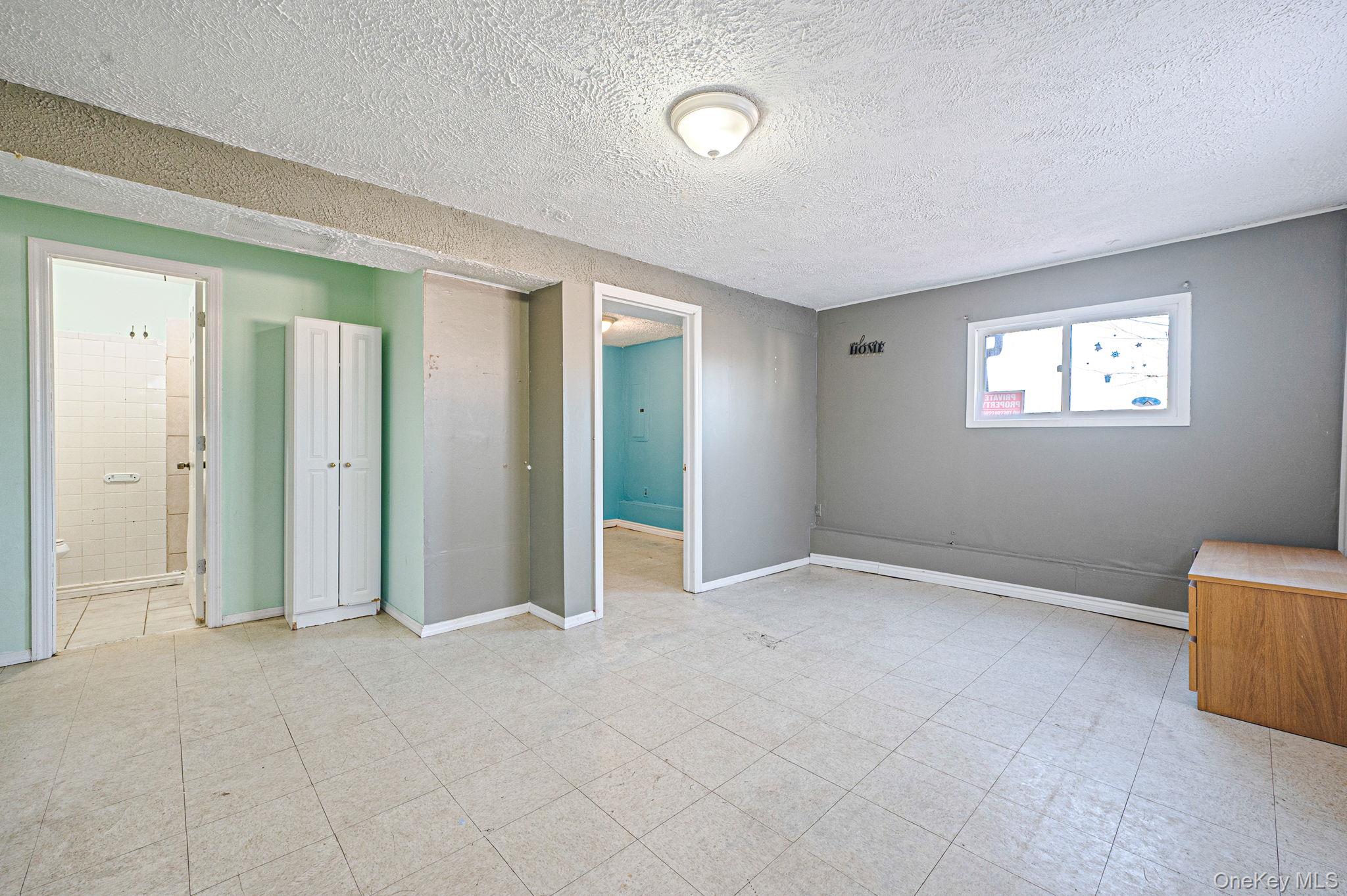 105 Ames Street Property Photo 30