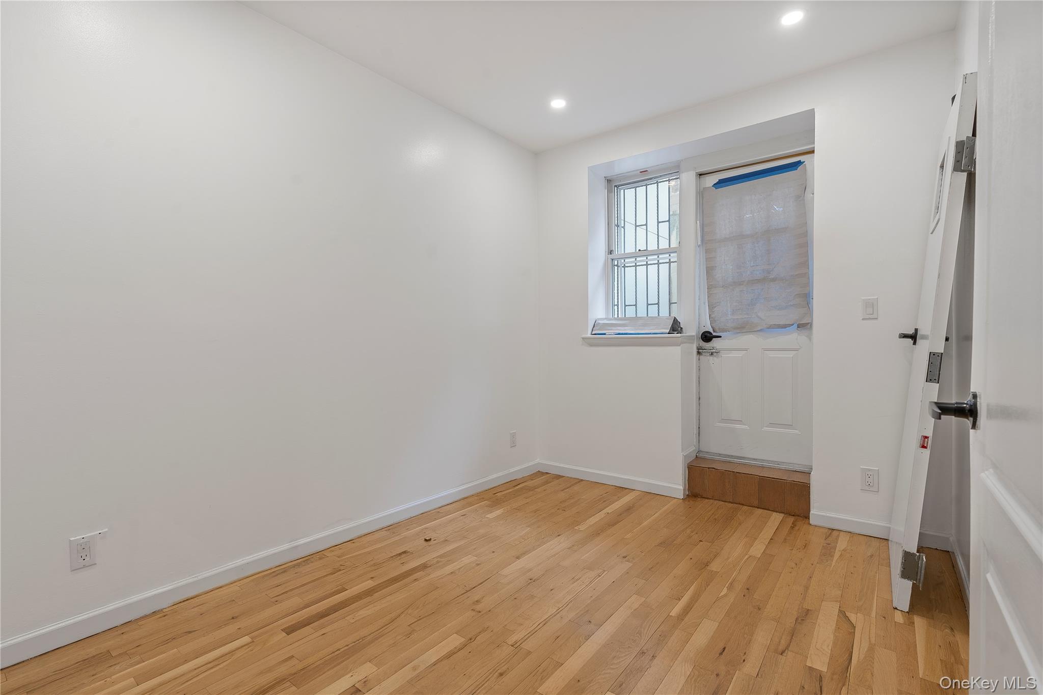 904 Bedford Avenue 1a Property Photo 14