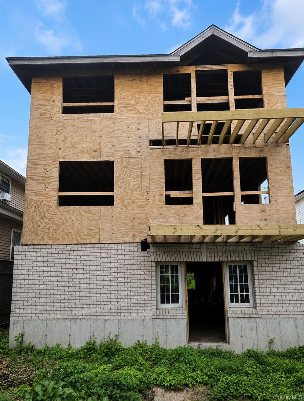 13043 129th Street Property Photo 2
